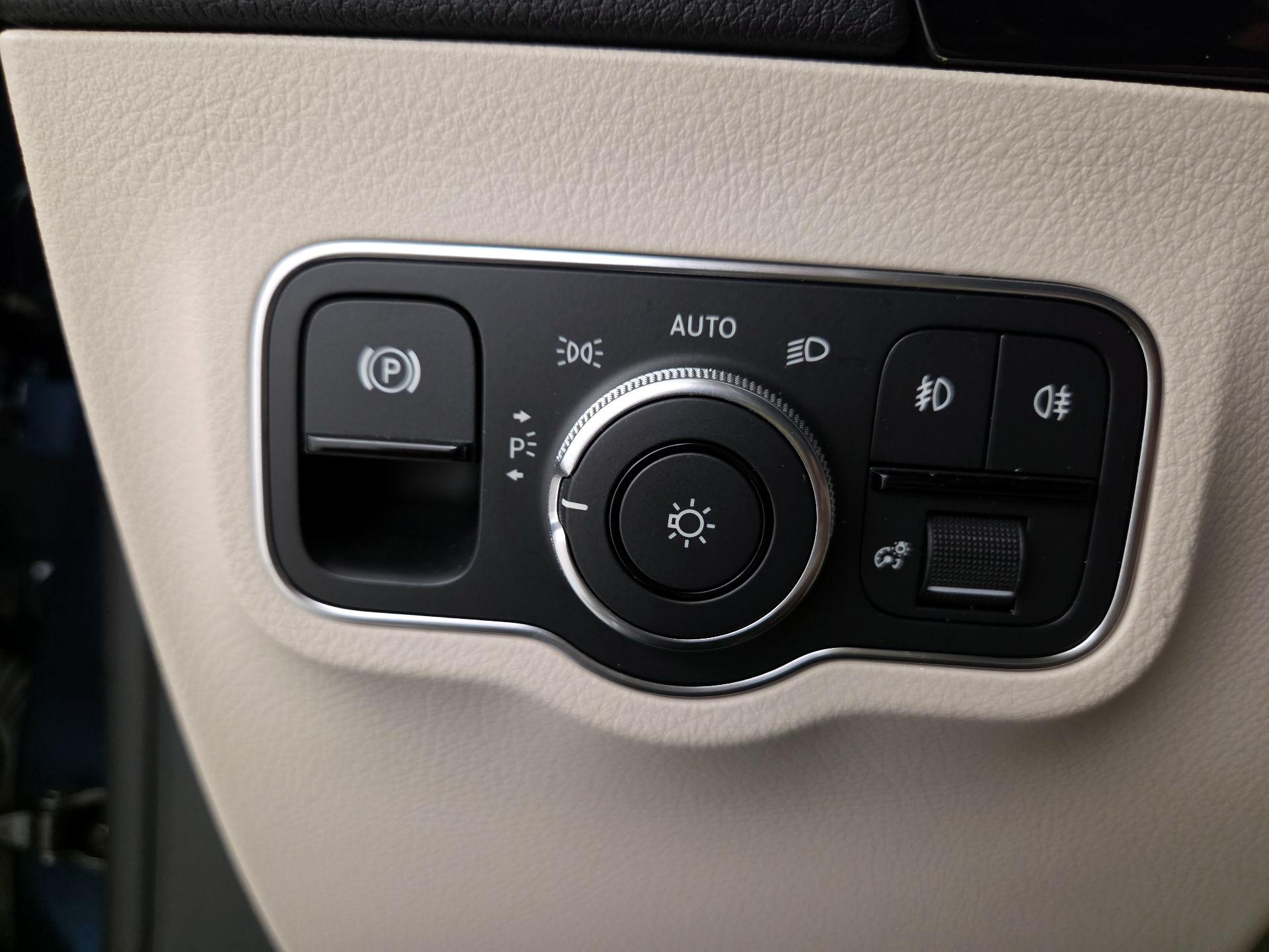 Thumbnail: 2023 Mercedes-Benz GLA - 13