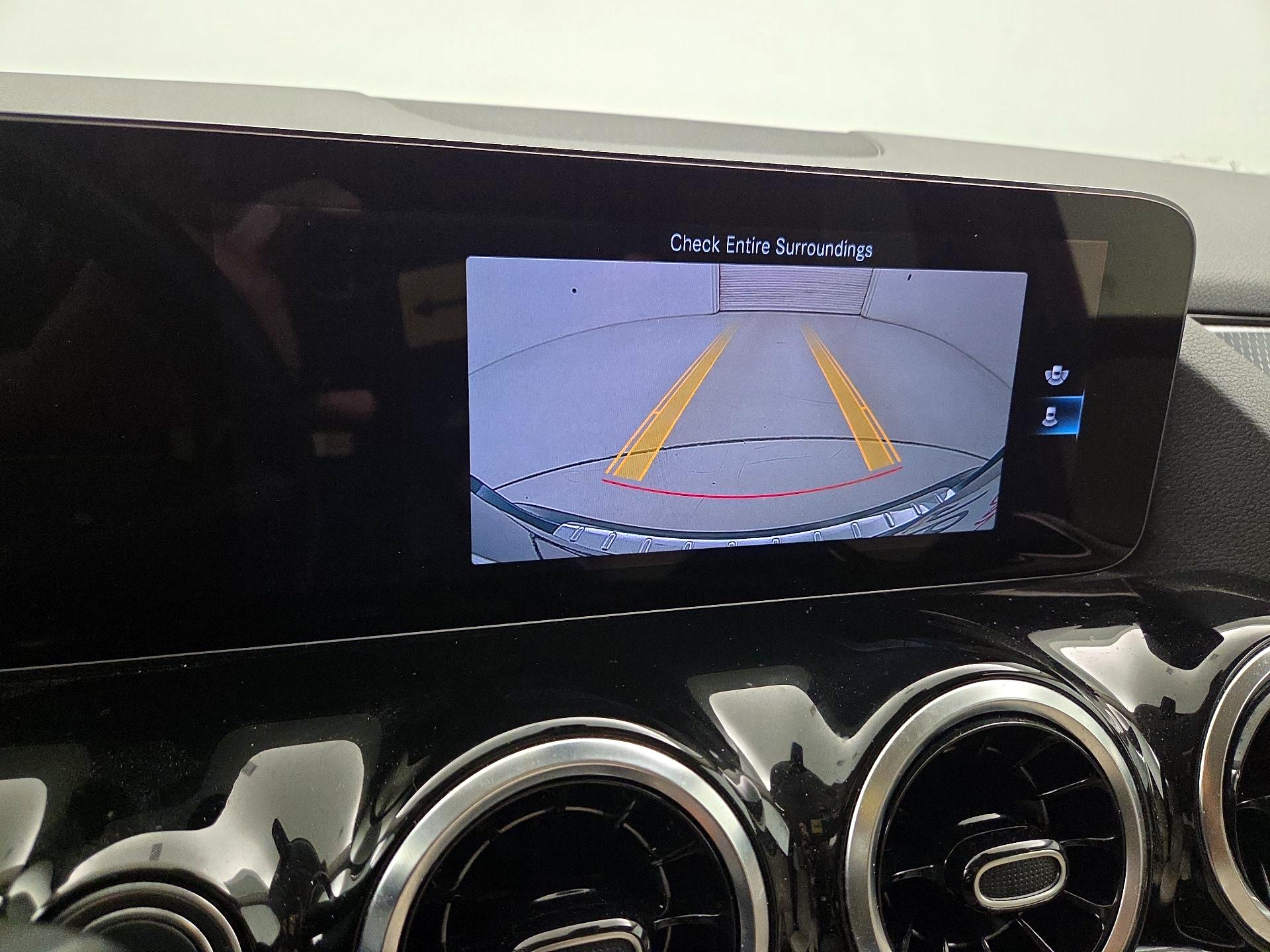 Thumbnail: 2023 Mercedes-Benz GLA - 14