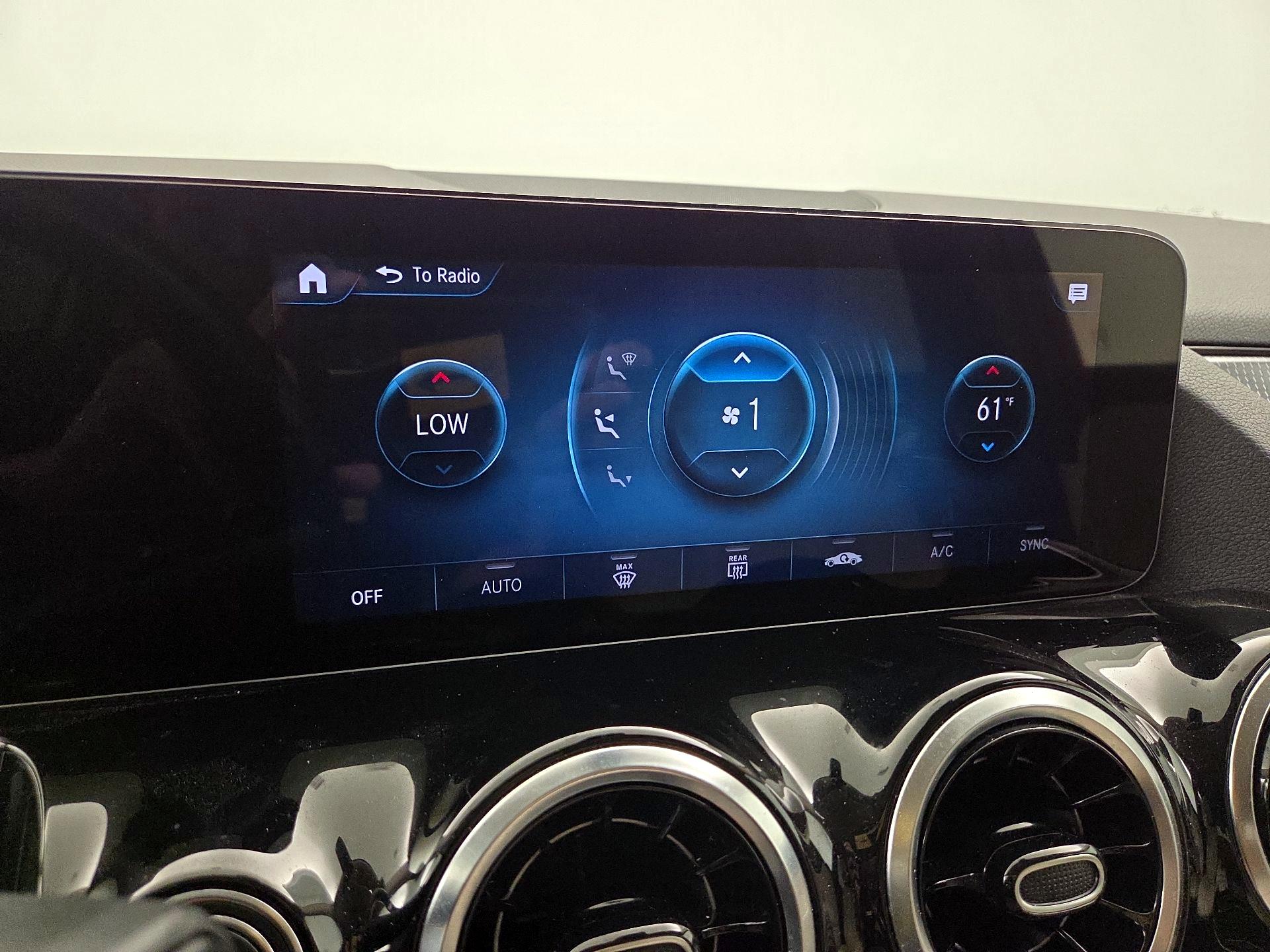 Thumbnail: 2023 Mercedes-Benz GLA - 16