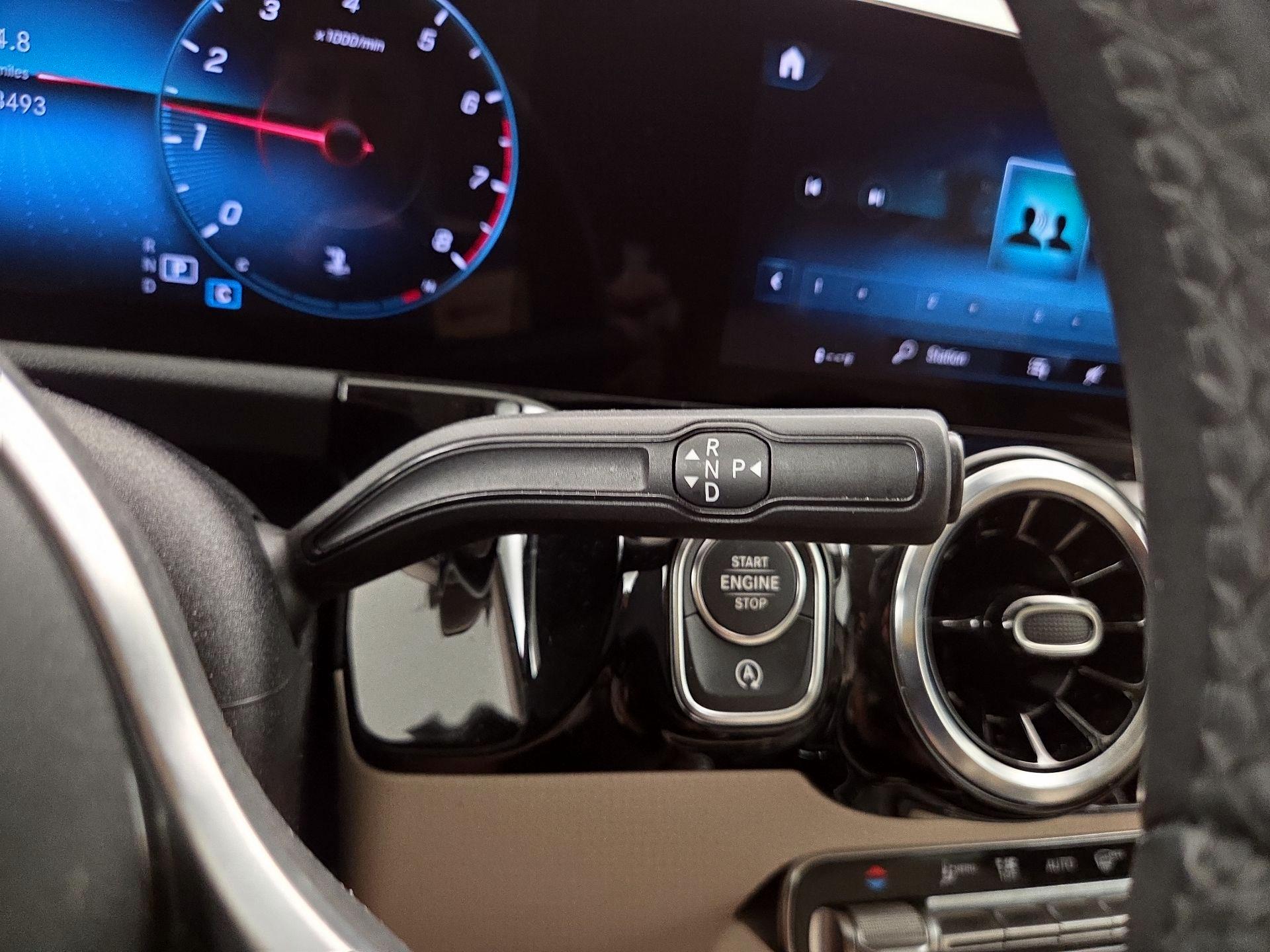 Thumbnail: 2023 Mercedes-Benz GLA - 17