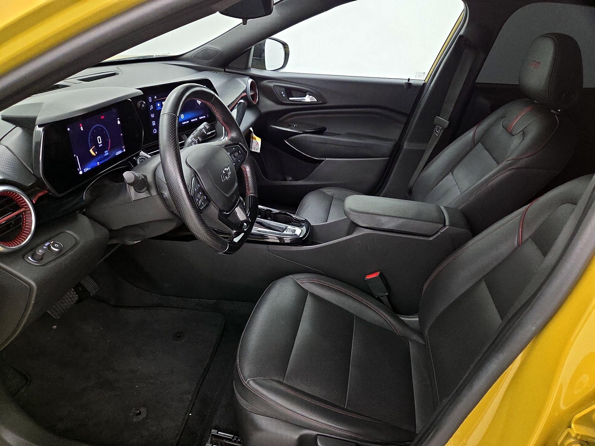 Thumbnail: 2024 Chevrolet Trax - 11