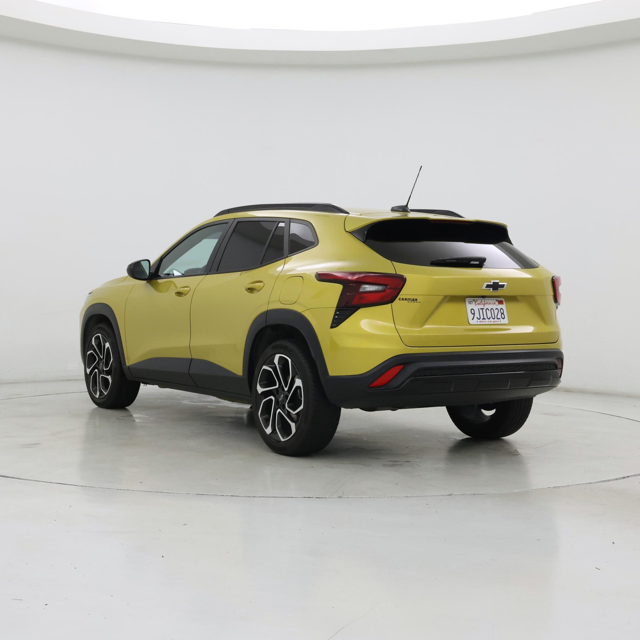 Thumbnail: 2024 Chevrolet Trax - 2