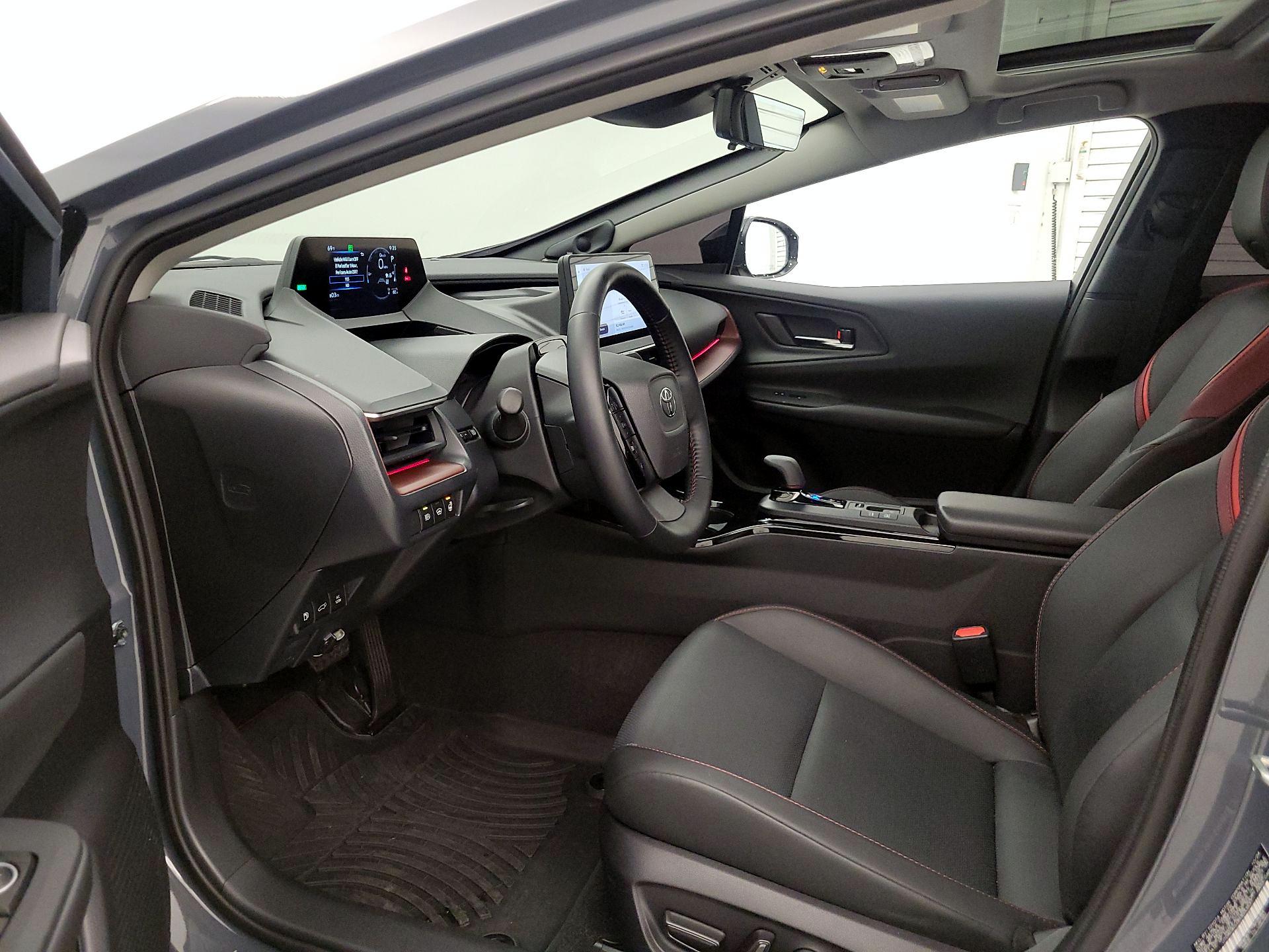 Thumbnail: 2024 Toyota Prius Prime - 11