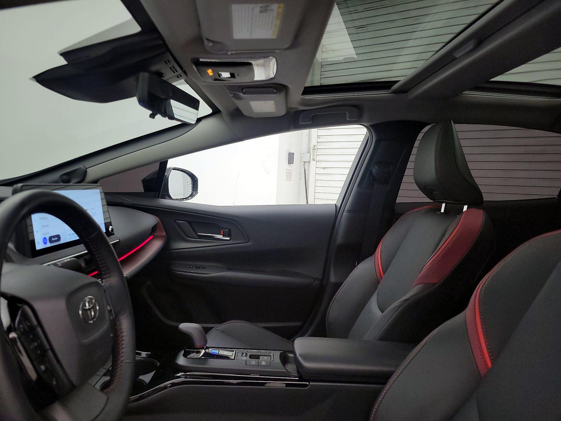 Thumbnail: 2024 Toyota Prius Prime - 19