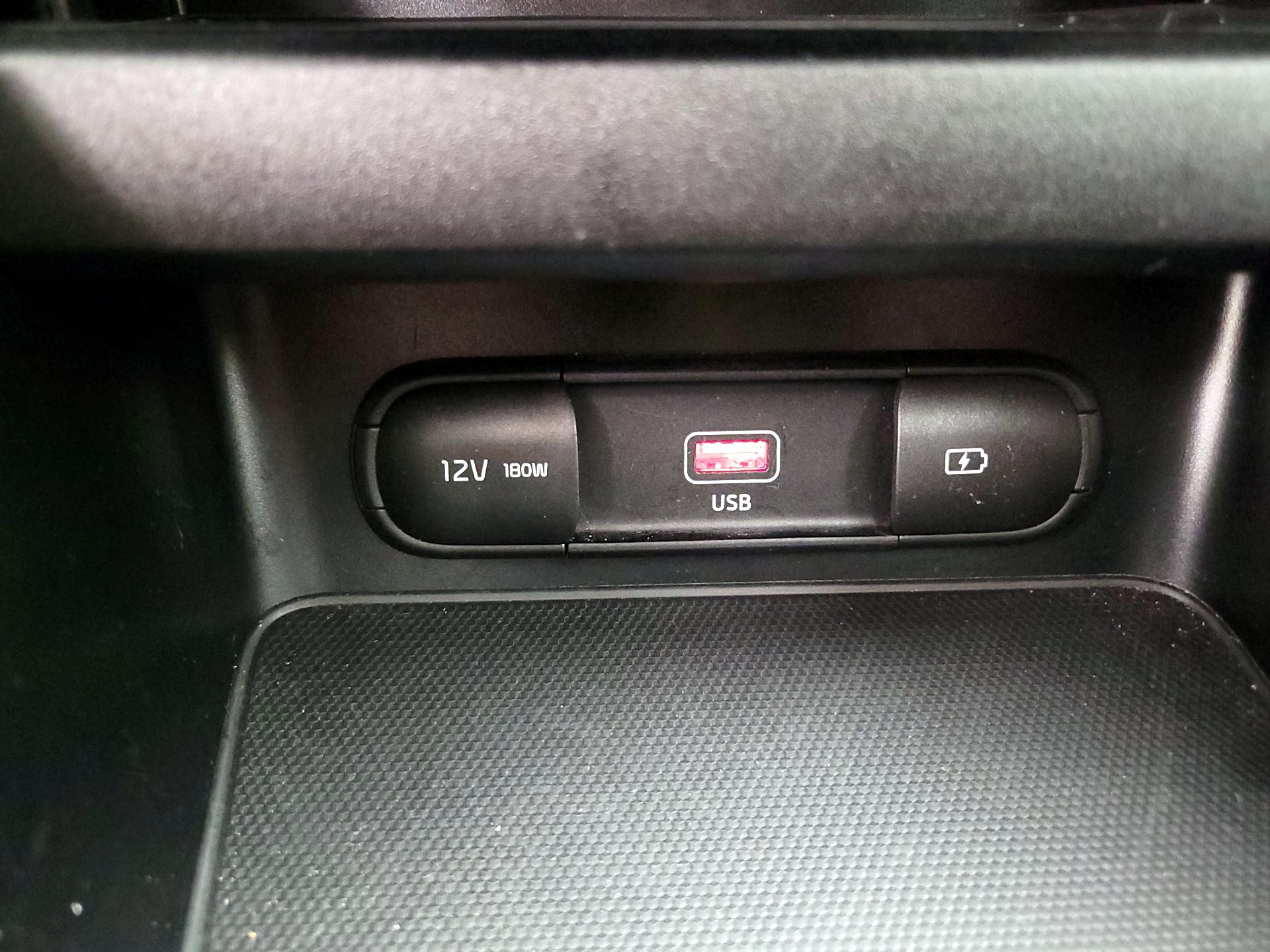 Thumbnail: 2023 Kia Forte - 18