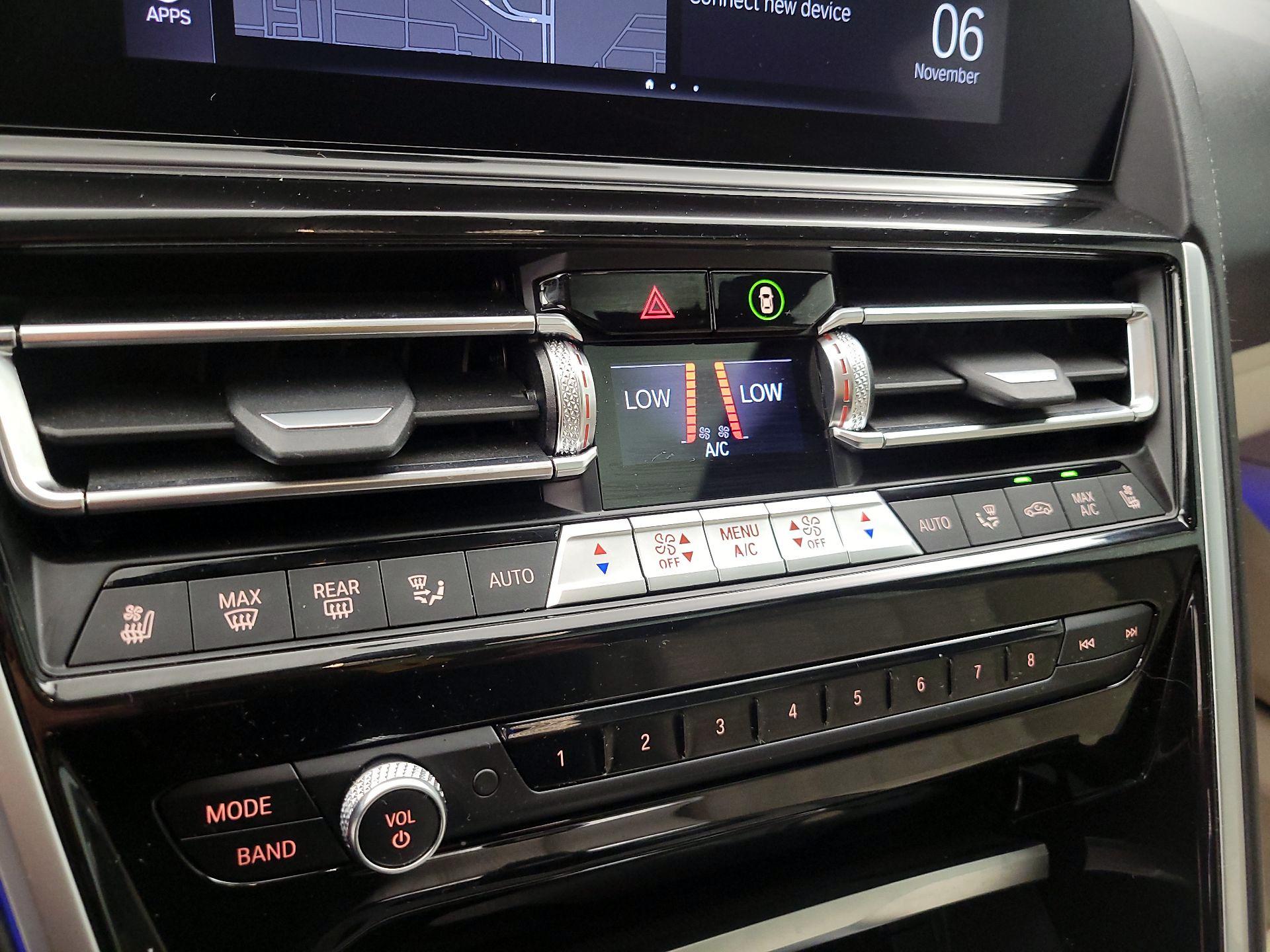 Thumbnail: 2022 BMW 8 Series - 16