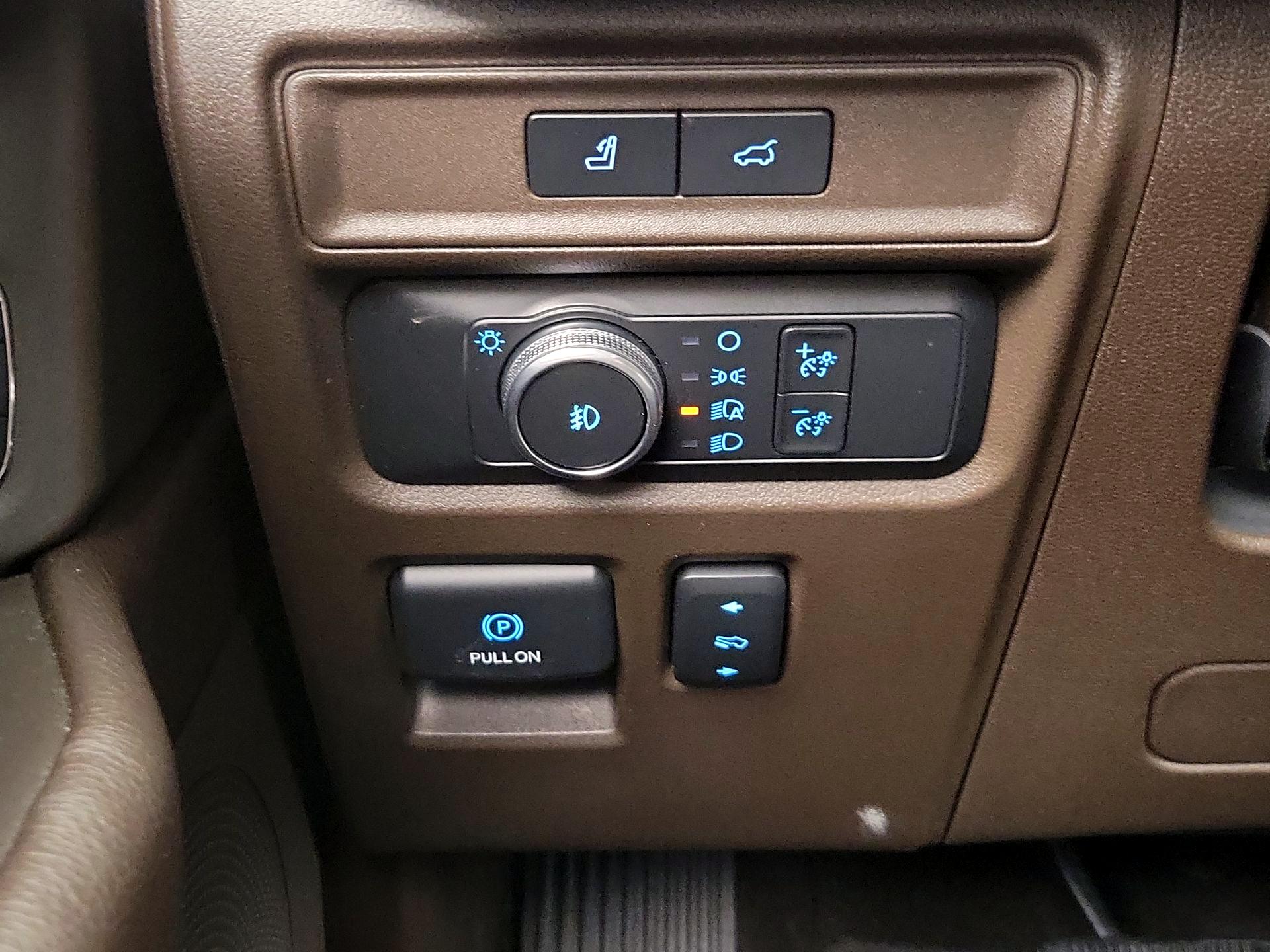 Thumbnail: 2022 Ford Expedition - 13