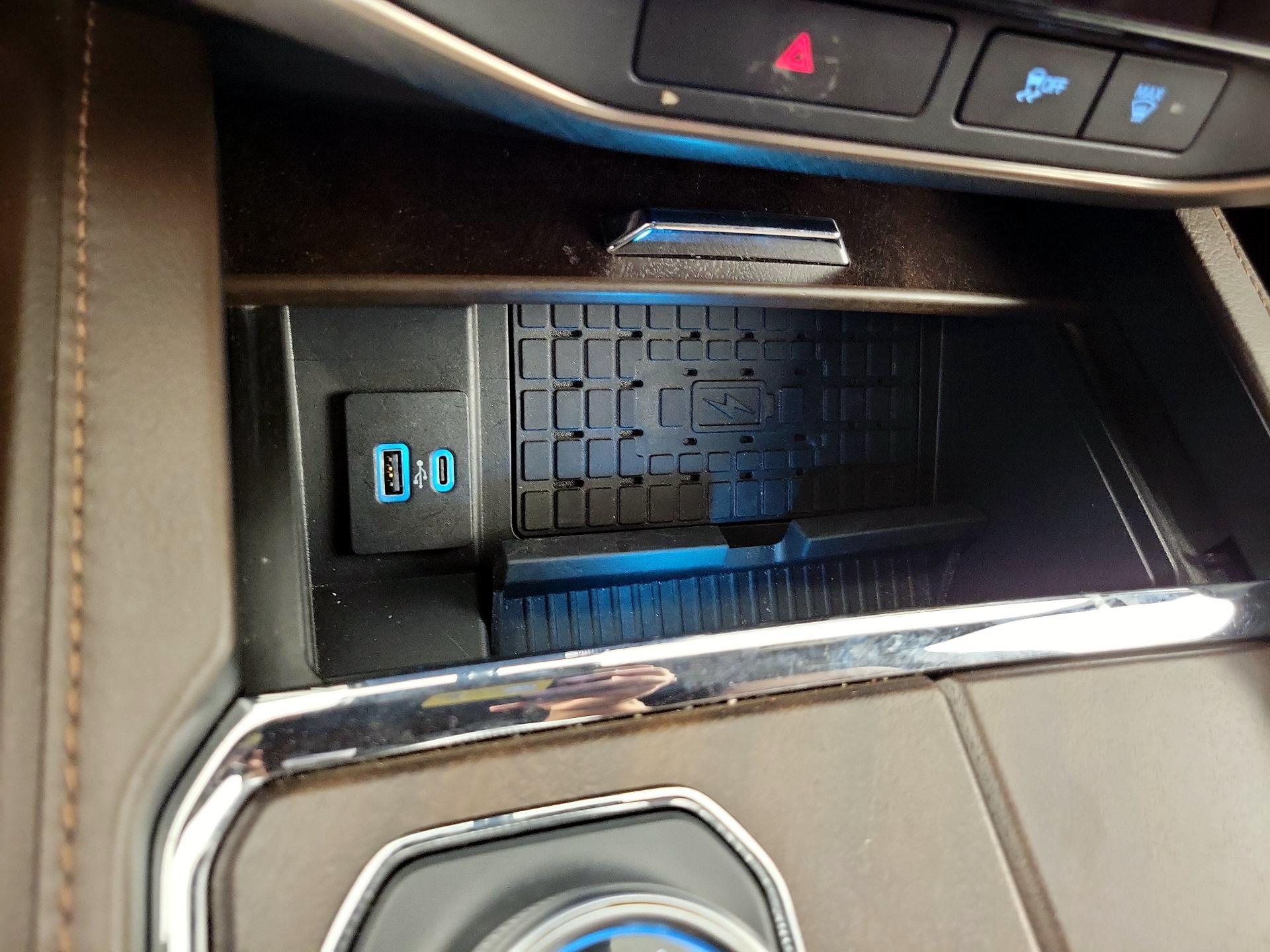 Thumbnail: 2022 Ford Expedition - 19