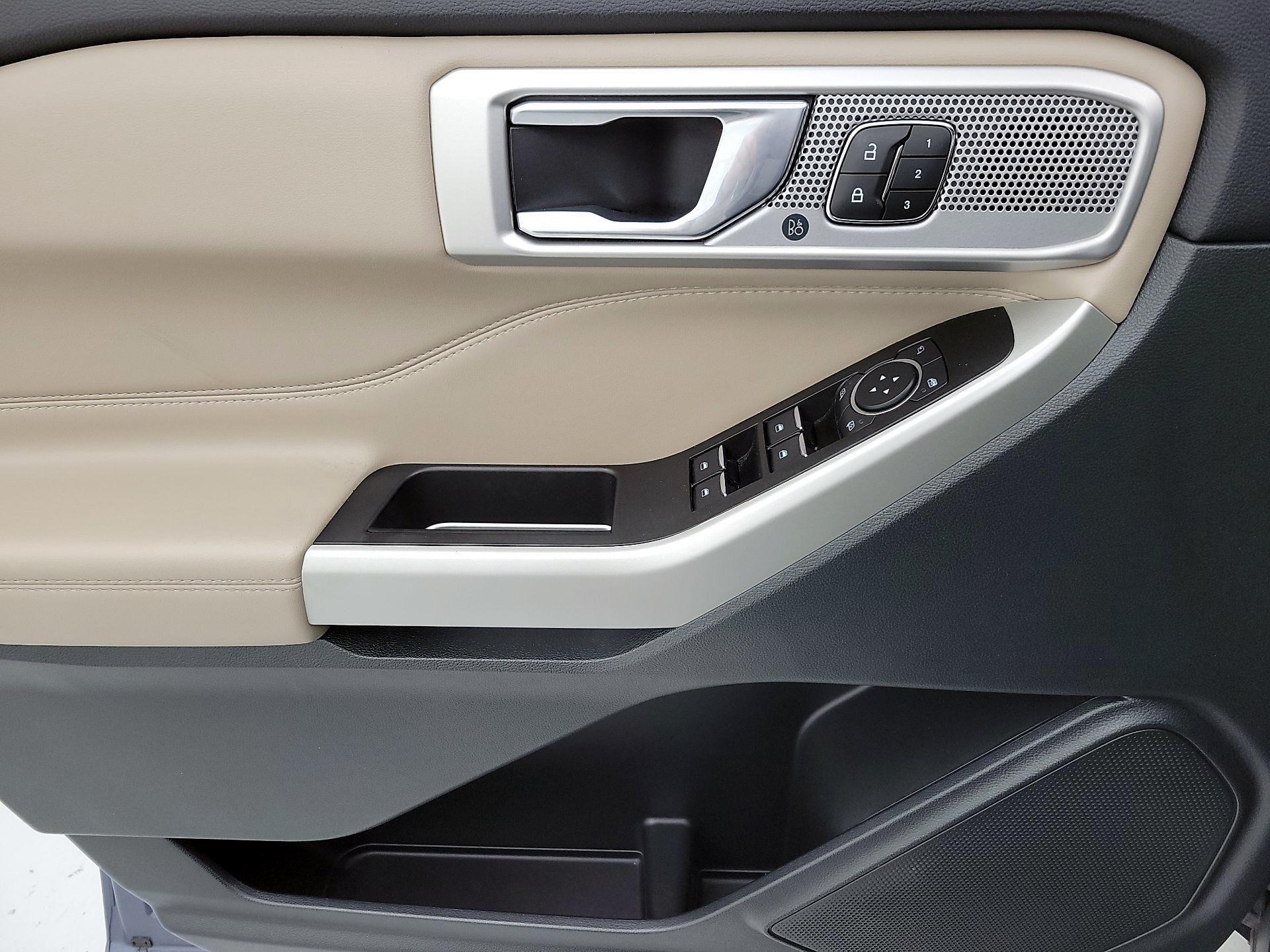 Thumbnail: 2021 Ford Explorer - 12