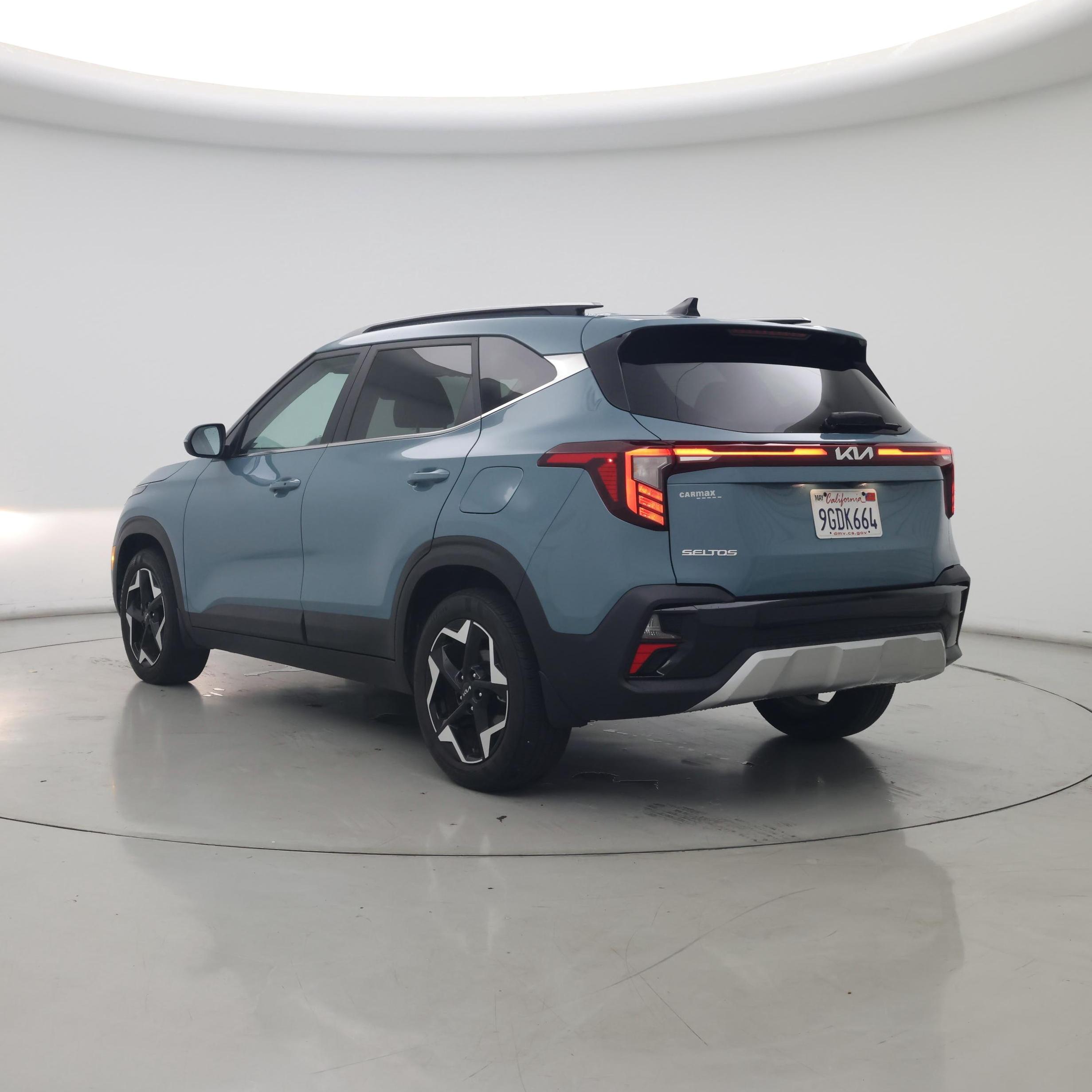 Thumbnail: 2024 Kia Seltos - 2