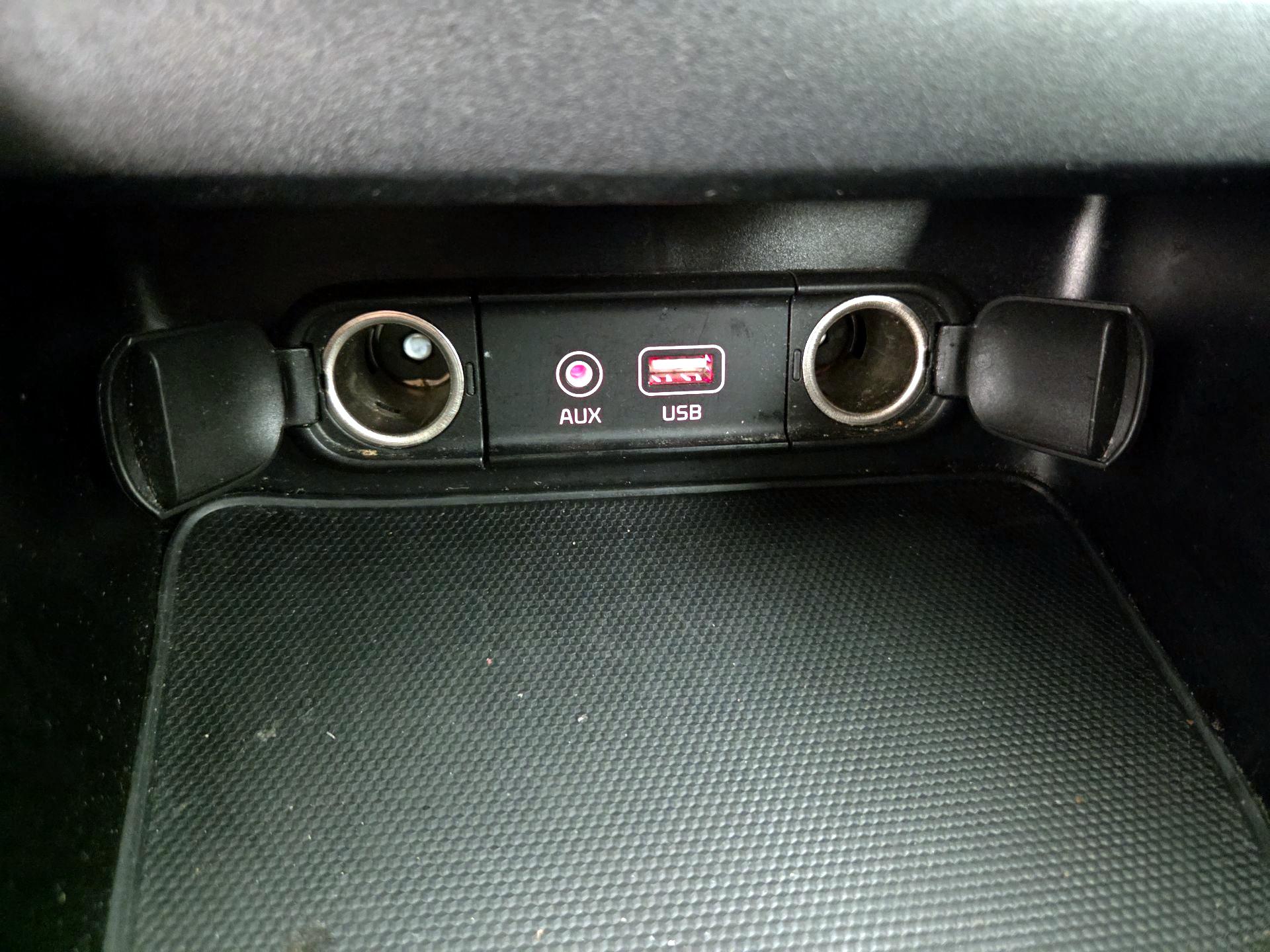 Thumbnail: 2021 Kia Forte - 18