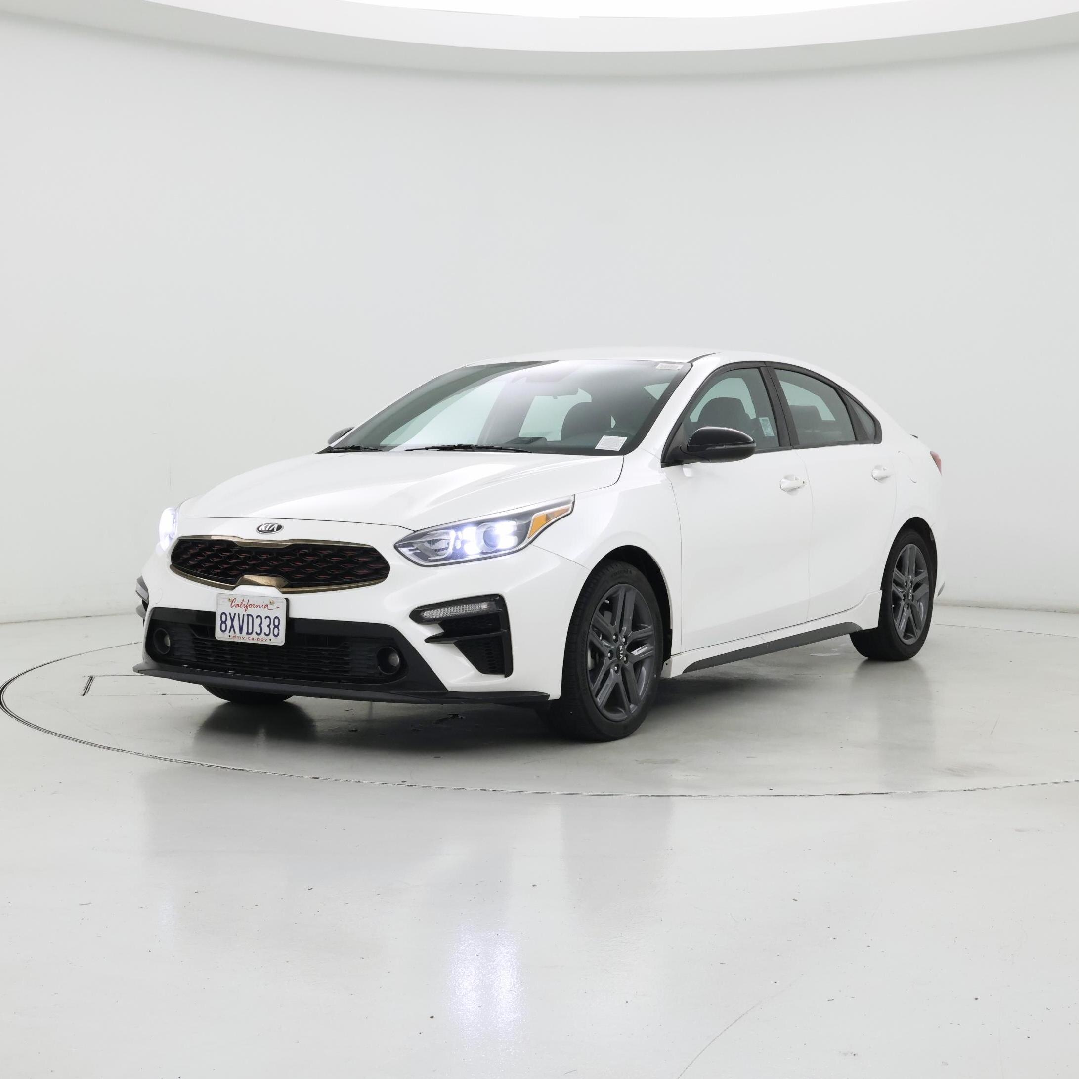 Thumbnail: 2021 Kia Forte - 4