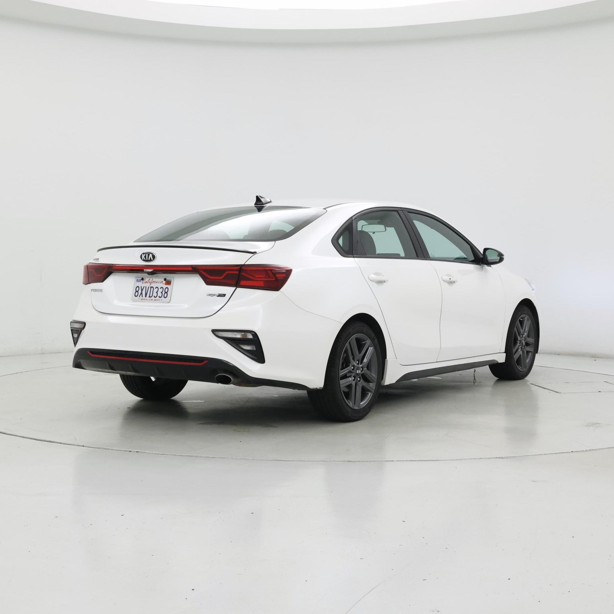 Thumbnail: 2021 Kia Forte - 8