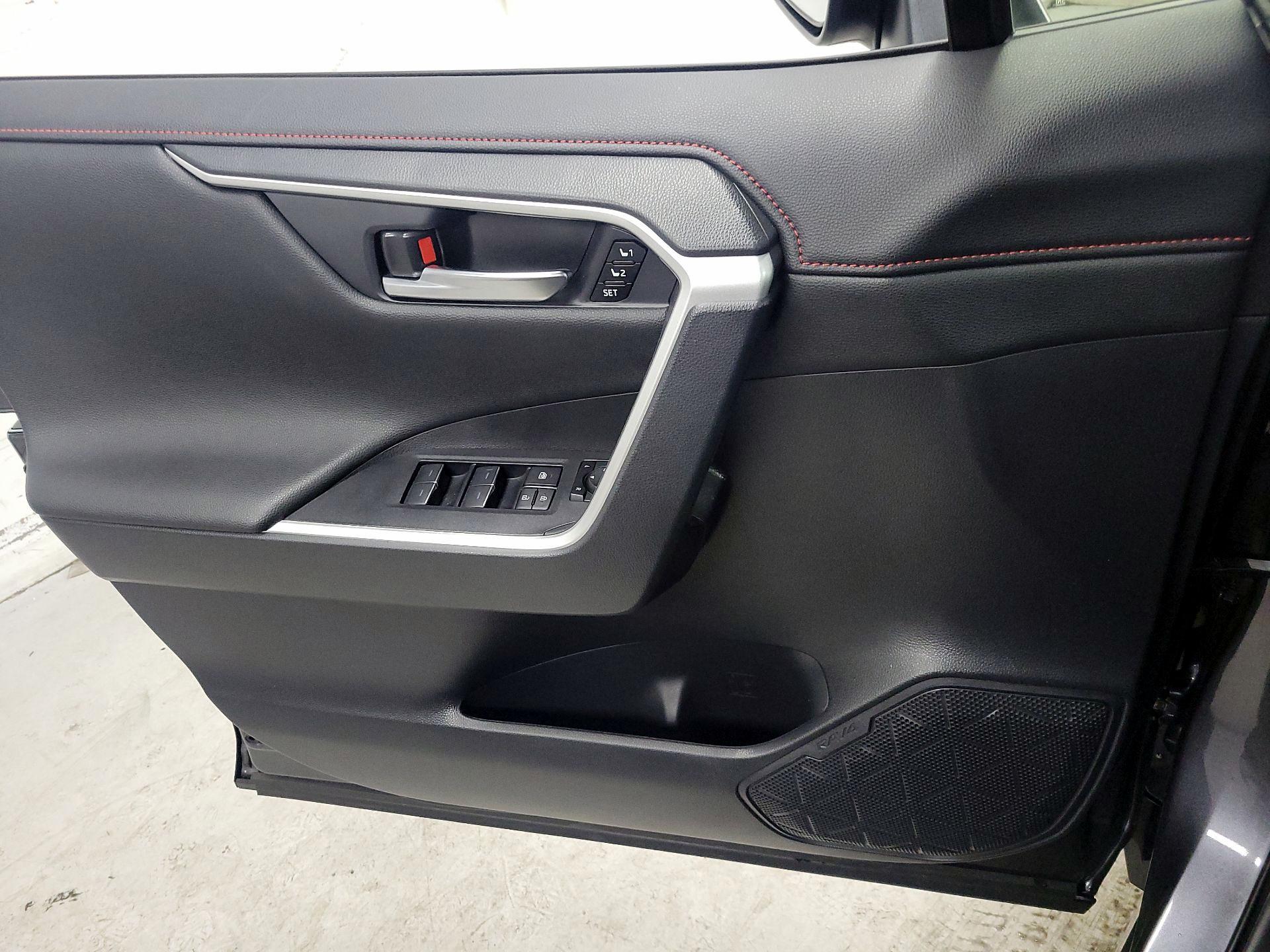 Thumbnail: 2024 Toyota RAV4 - 12