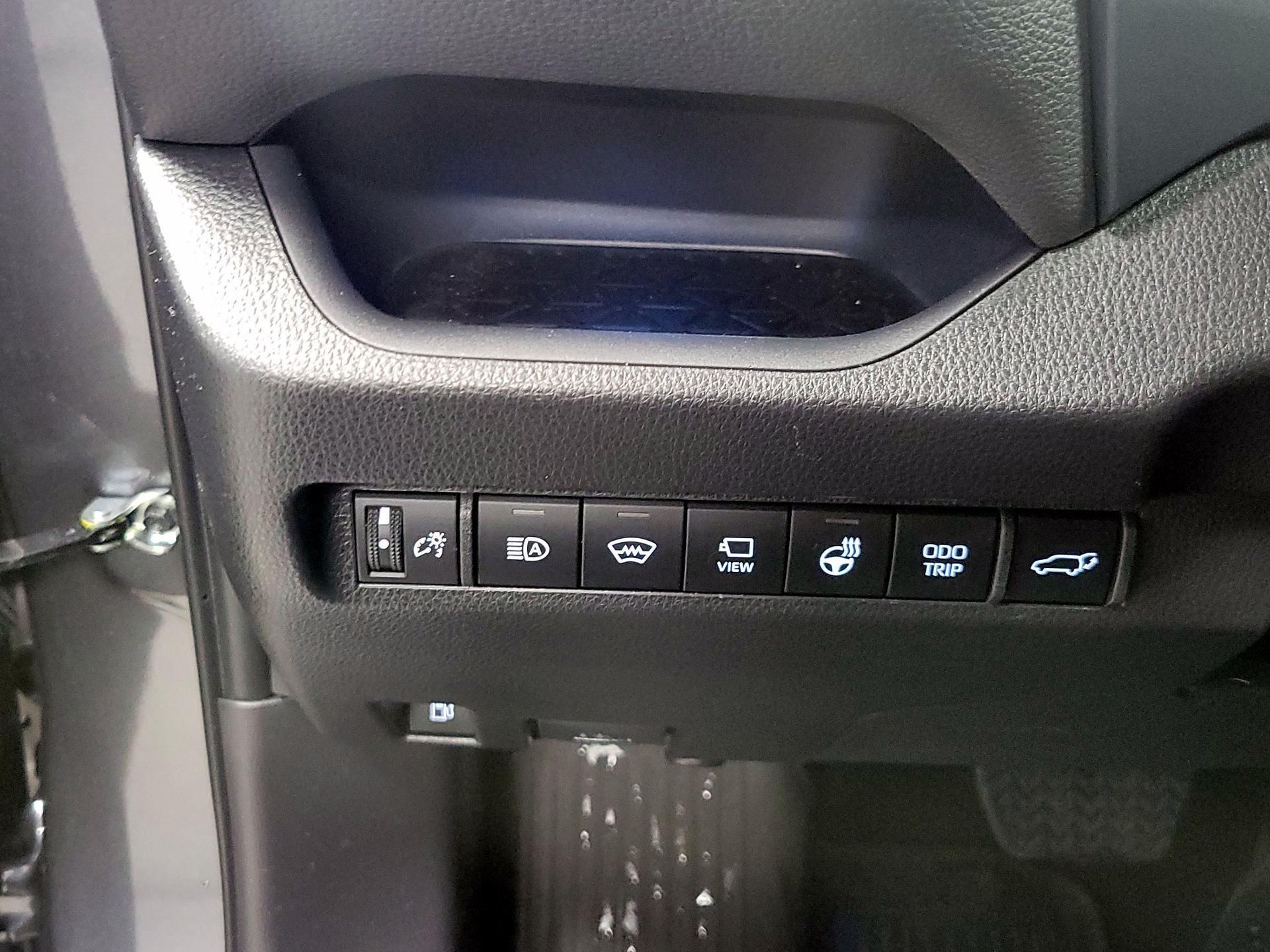 Thumbnail: 2024 Toyota RAV4 - 13