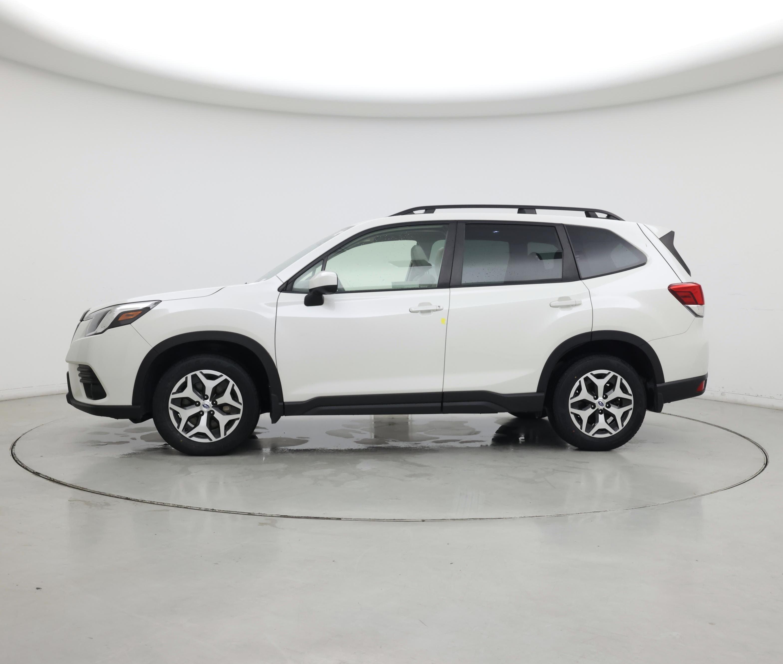 Thumbnail: 2023 Subaru Forester - 3
