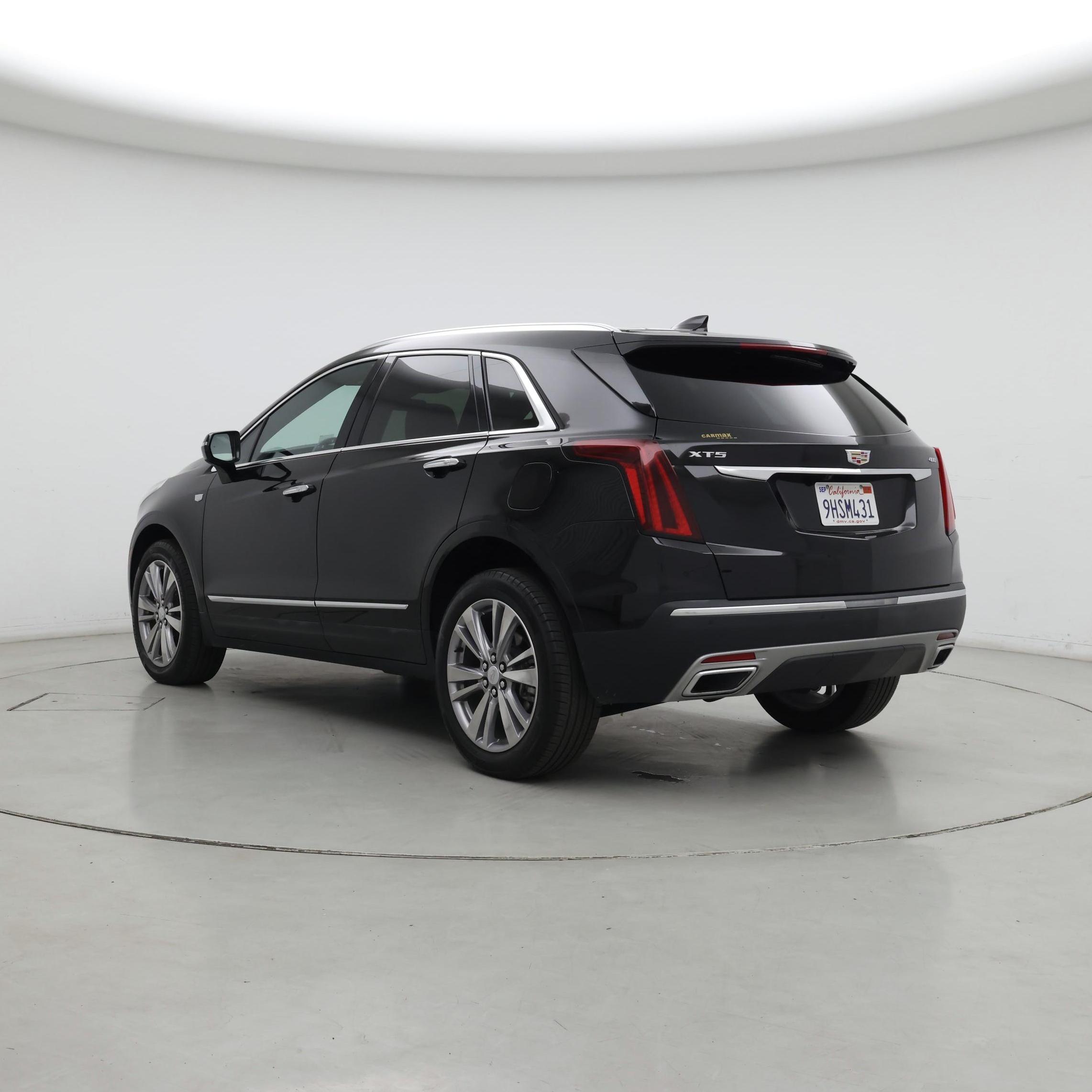 Thumbnail: 2024 Cadillac XT5 - 2