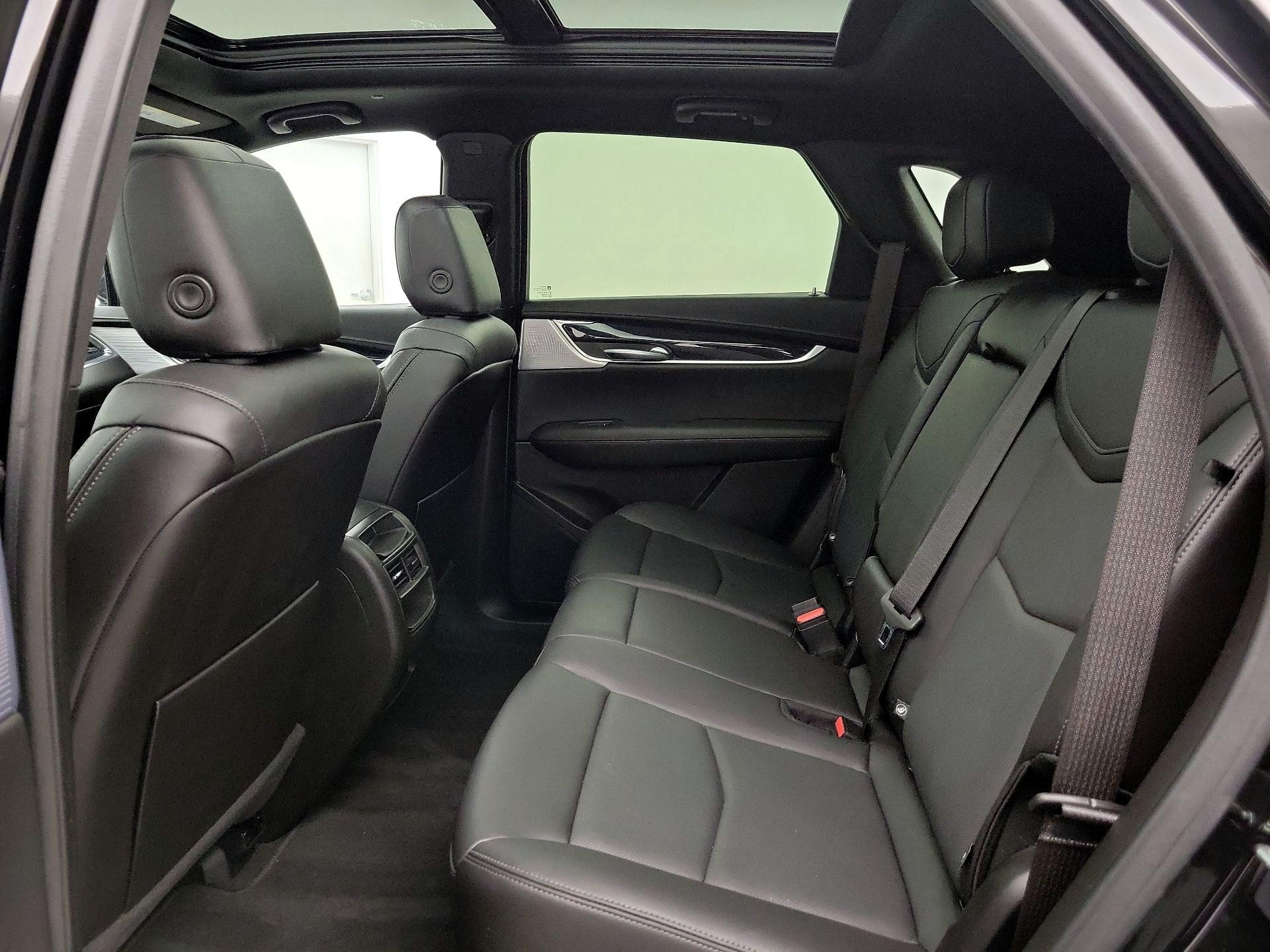 Thumbnail: 2024 Cadillac XT5 - 20