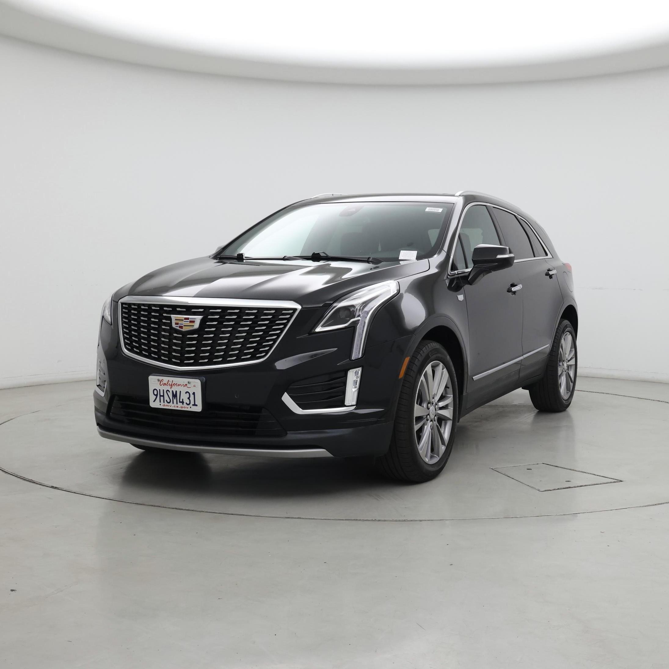 Thumbnail: 2024 Cadillac XT5 - 4