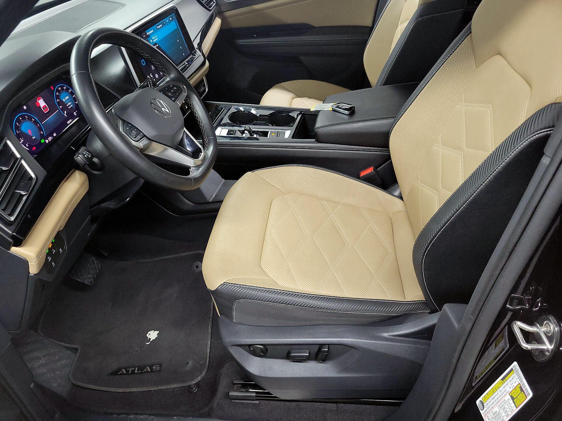 Thumbnail: 2024 Volkswagen Atlas - 11