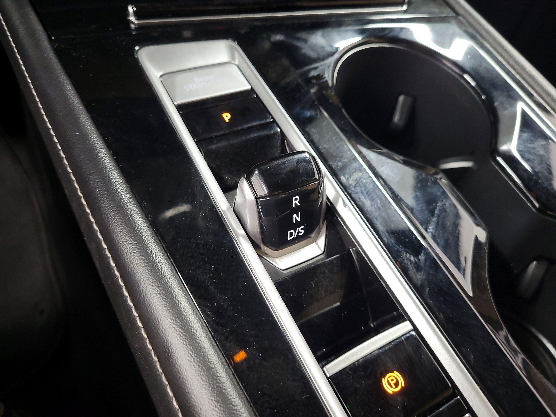 Thumbnail: 2024 Volkswagen Atlas - 17