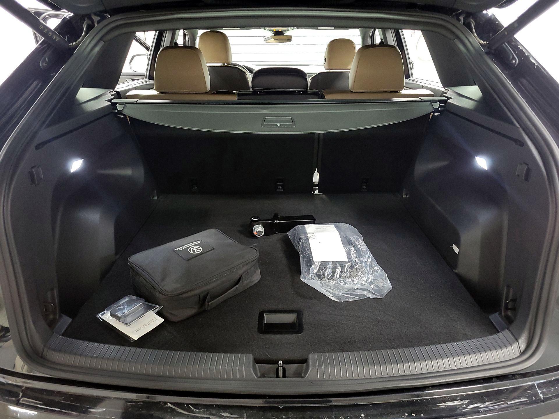 Thumbnail: 2024 Volkswagen Atlas - 18