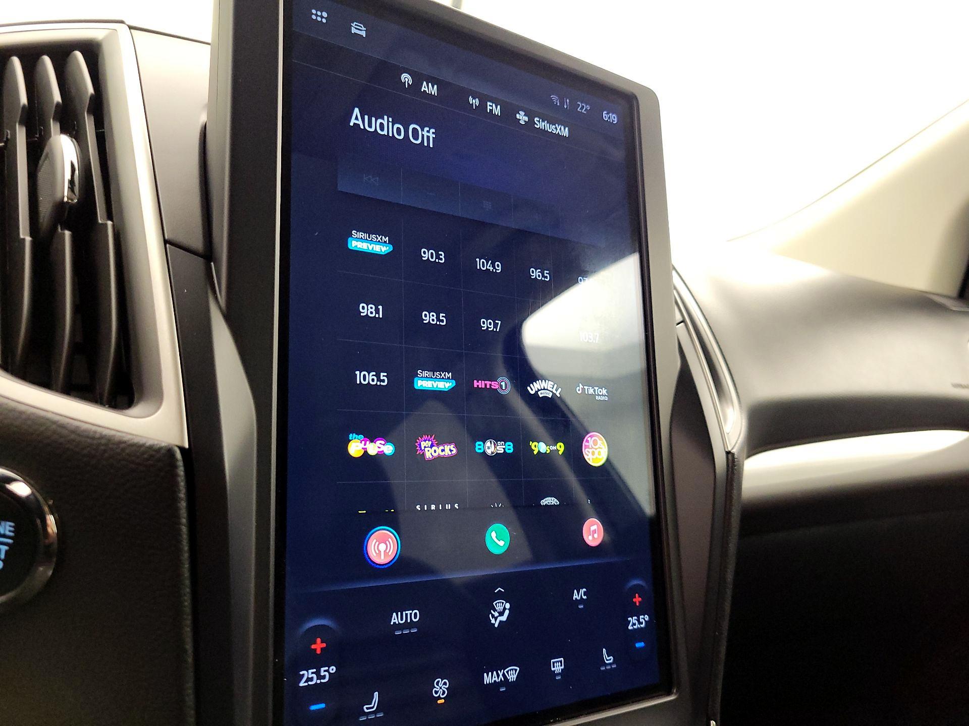 Thumbnail: 2023 Ford Edge - 15