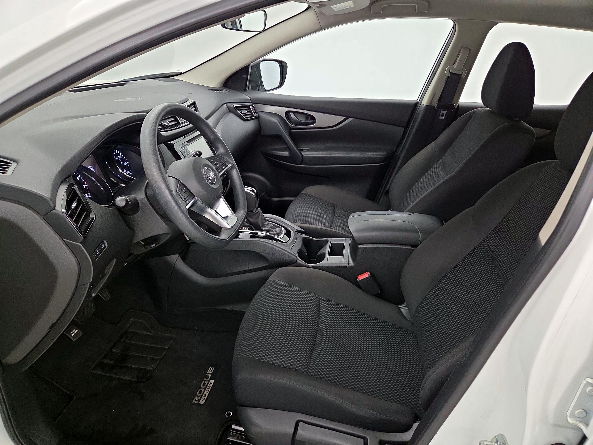 Thumbnail: 2021 Nissan Rogue Sport - 11