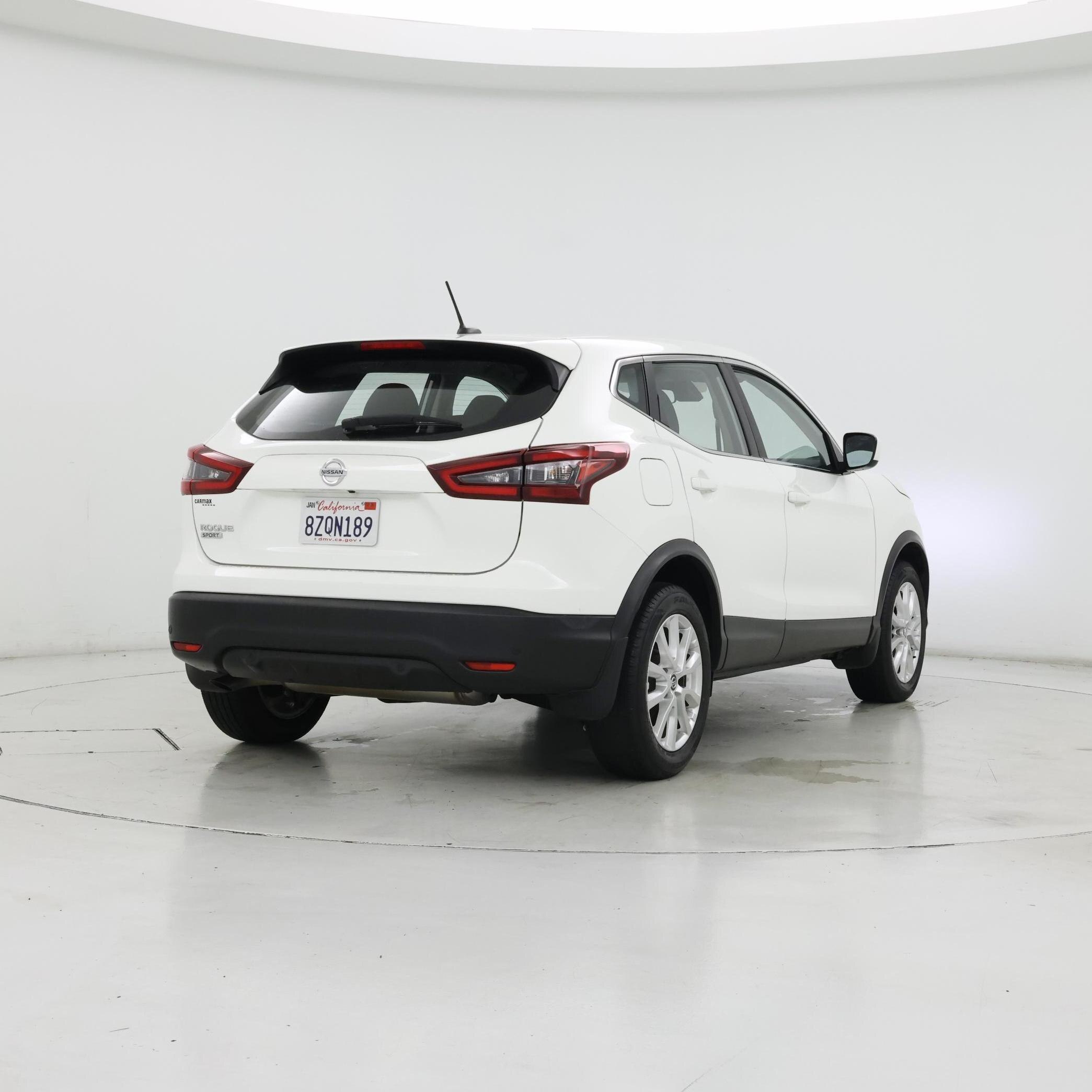 Thumbnail: 2021 Nissan Rogue Sport - 8