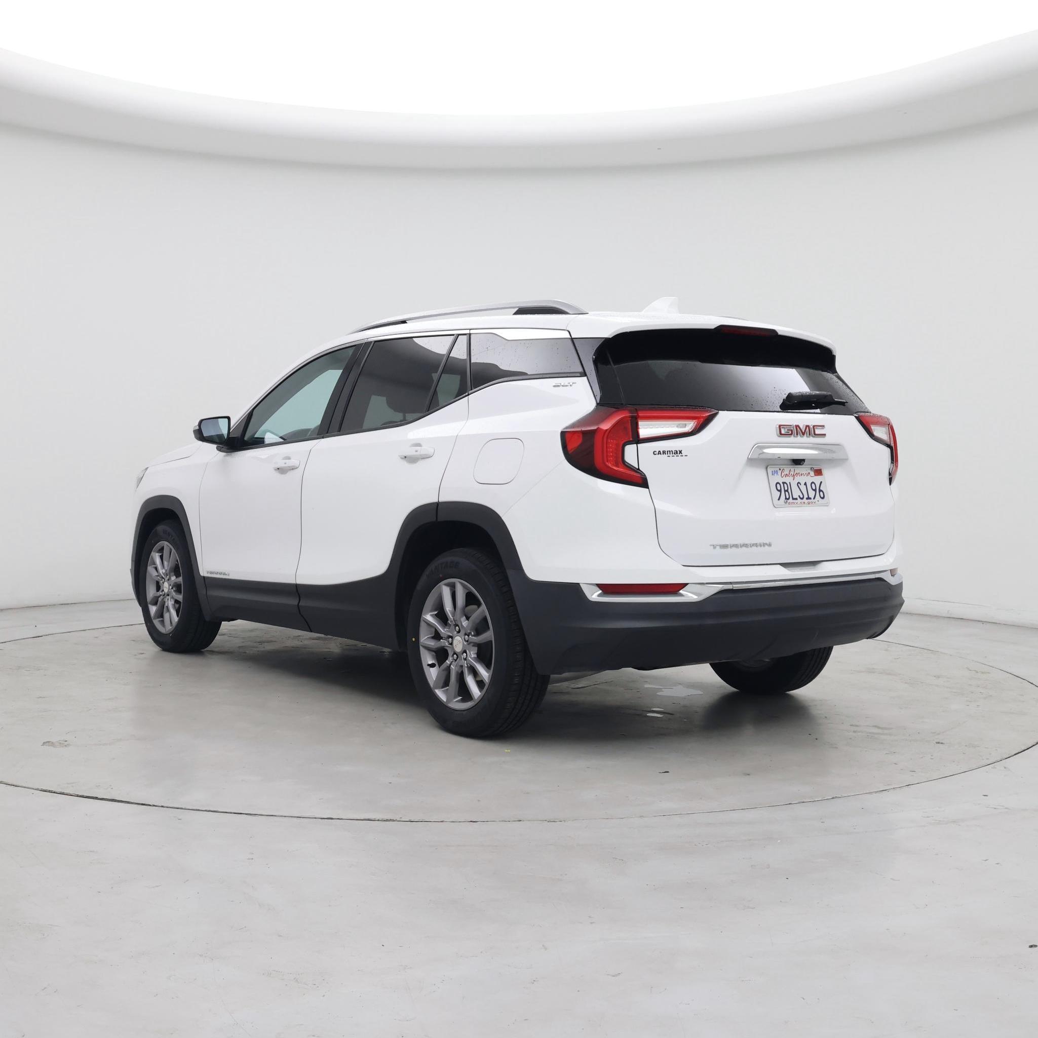 Thumbnail: 2022 GMC Terrain - 2