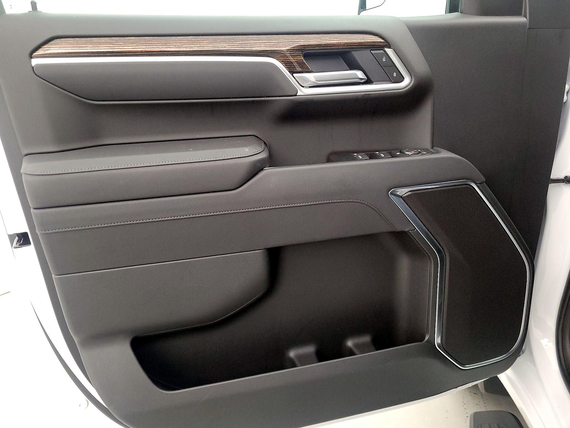 Thumbnail: 2025 GMC Sierra 1500 - 12