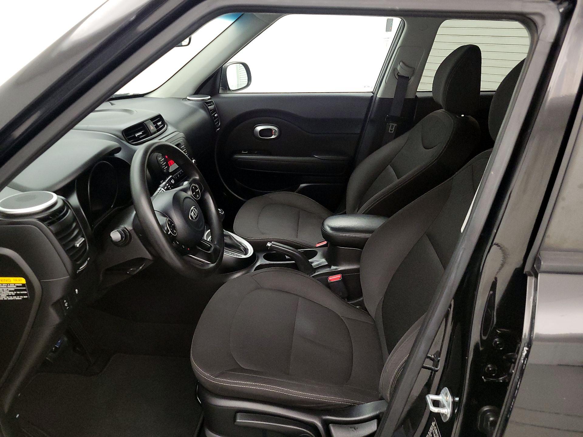 Thumbnail: 2016 Kia Soul - 11