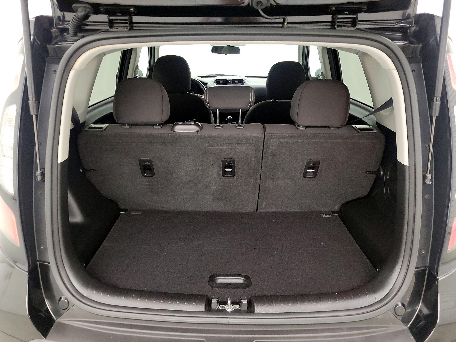 Thumbnail: 2016 Kia Soul - 19