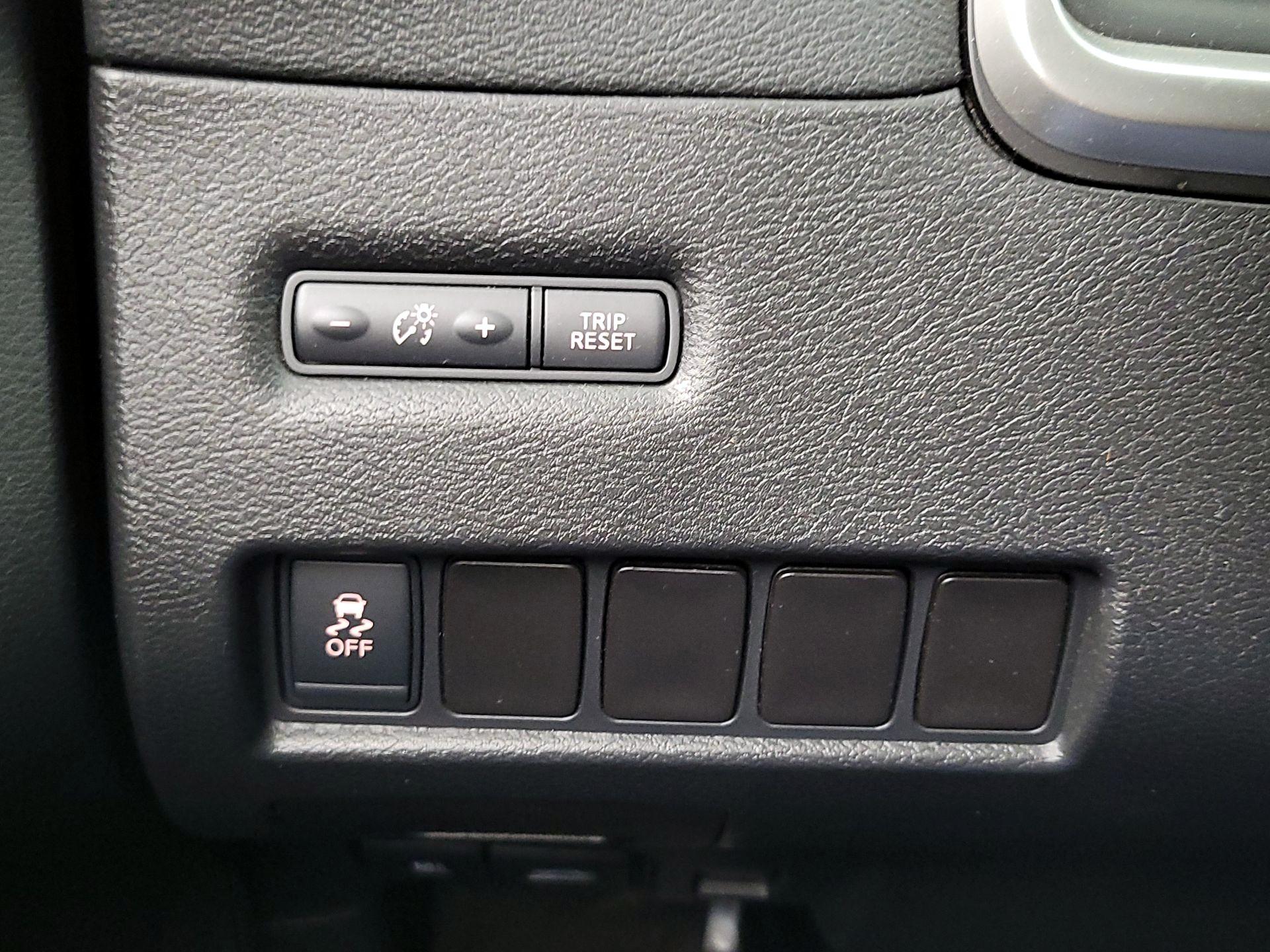 Thumbnail: 2015 Nissan Murano - 13