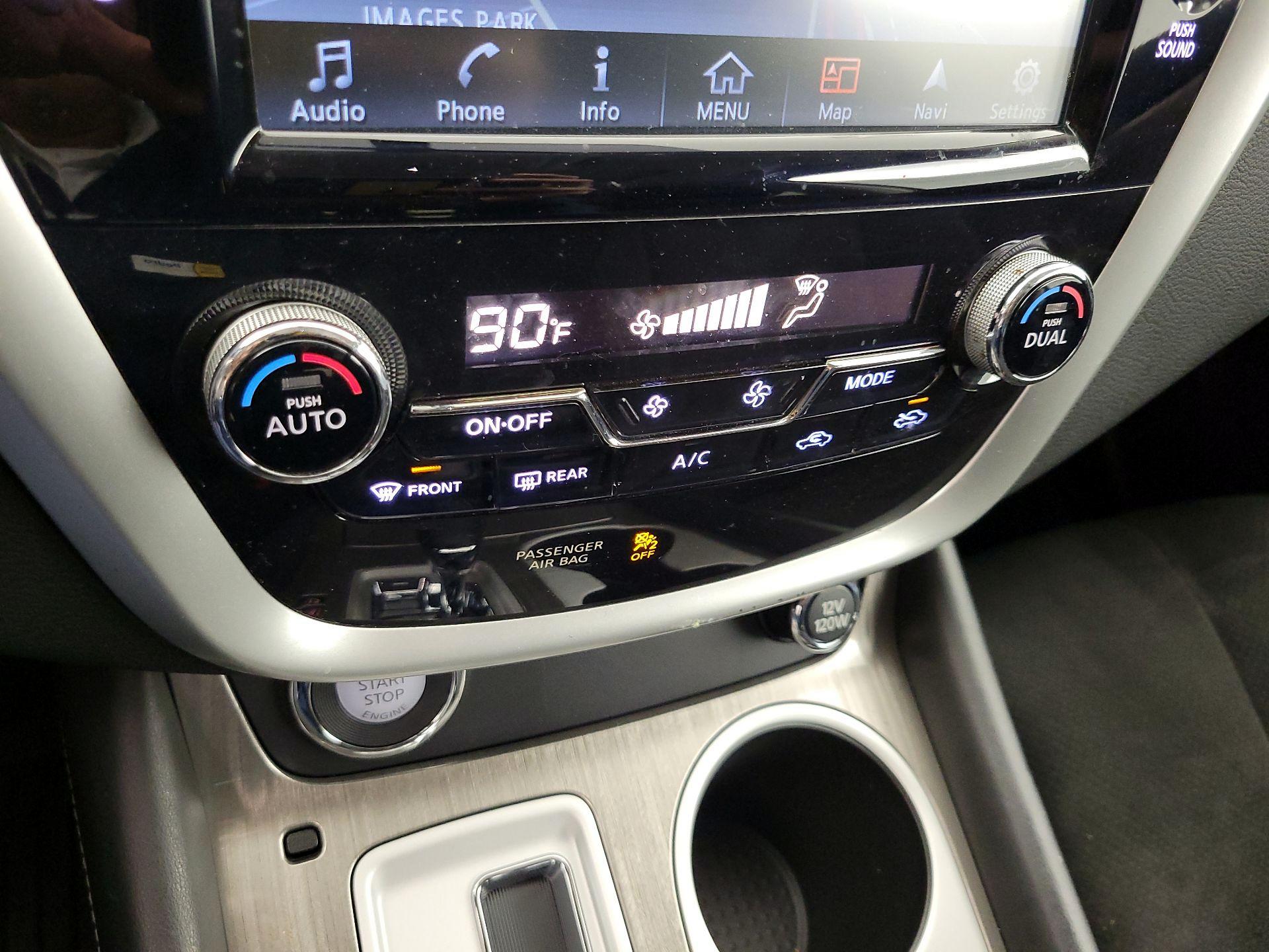 Thumbnail: 2015 Nissan Murano - 17