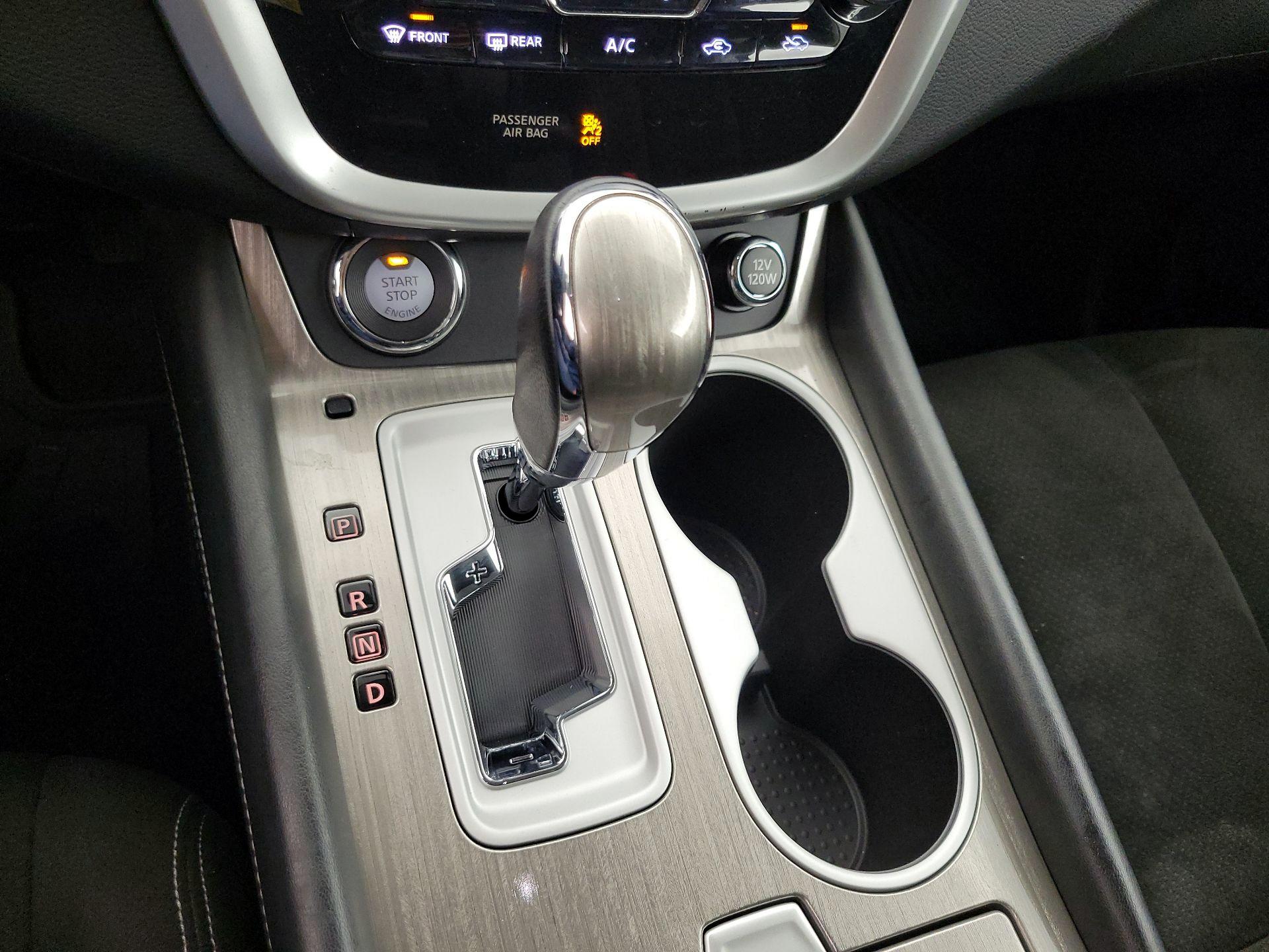 Thumbnail: 2015 Nissan Murano - 18