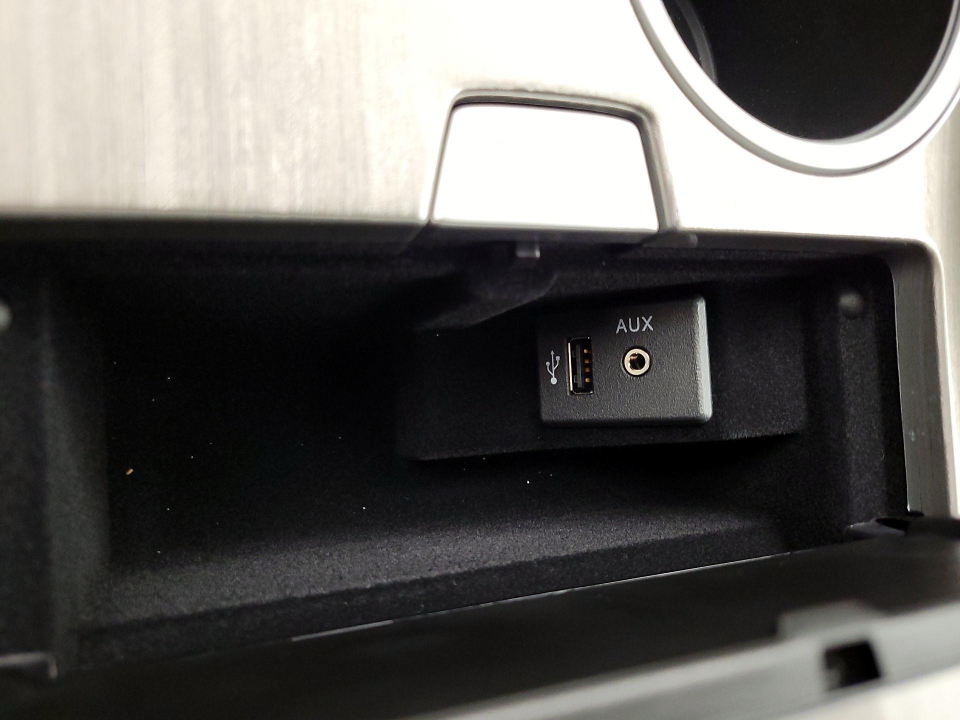 Thumbnail: 2015 Nissan Murano - 19