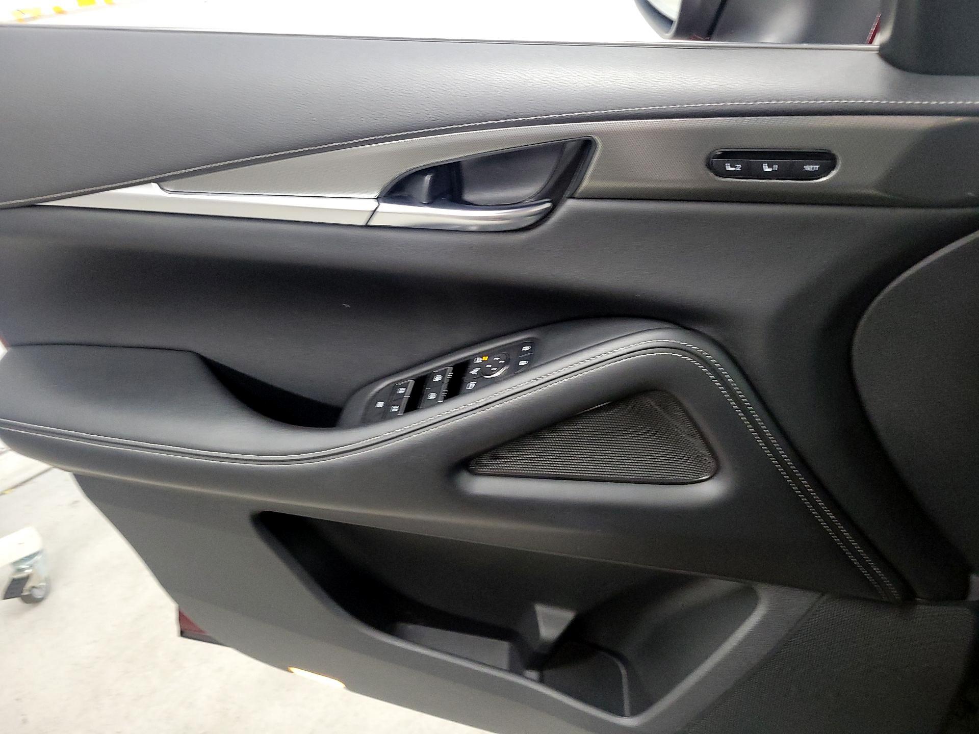 Thumbnail: 2024 INFINITI QX60 - 12