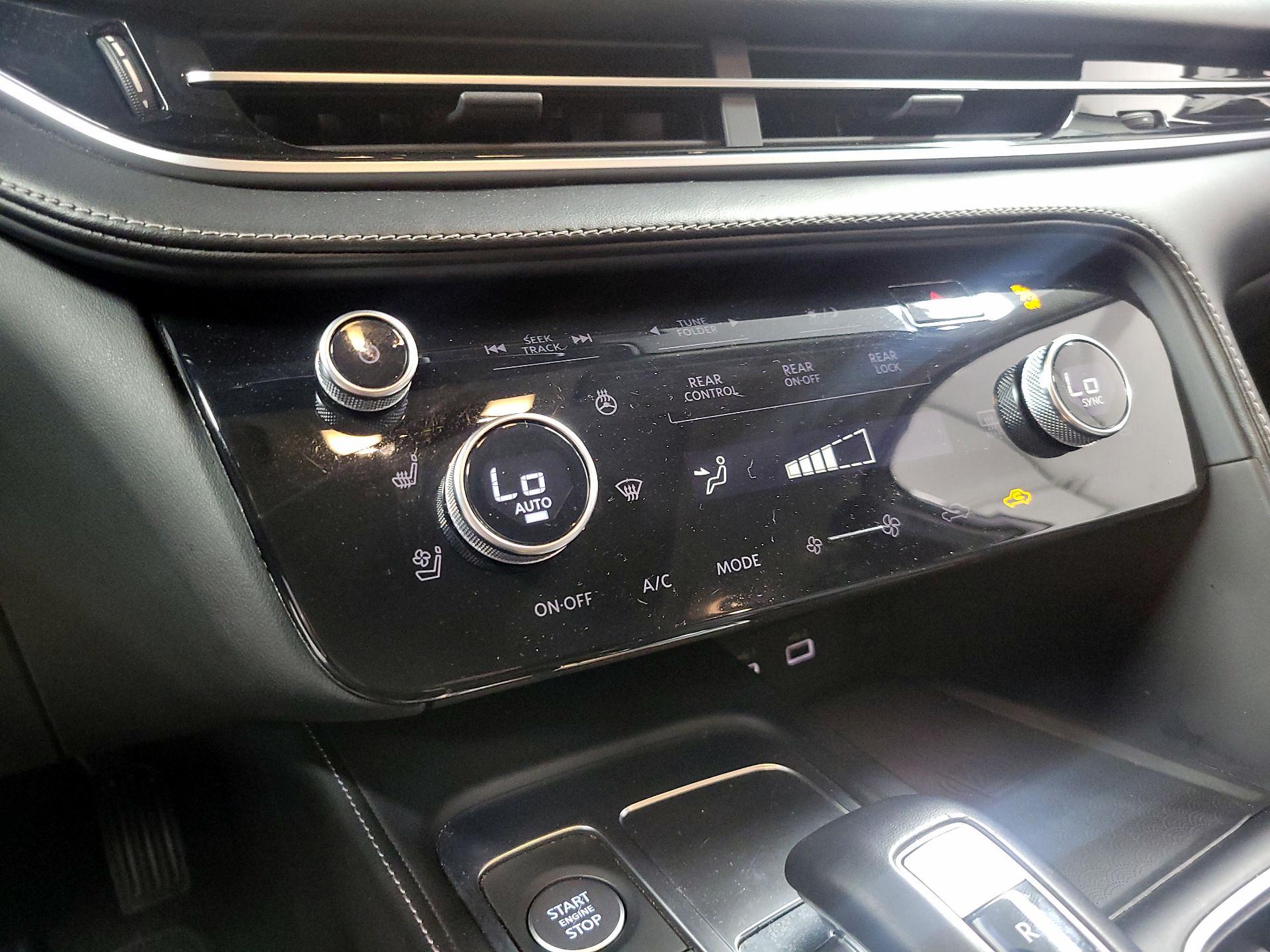 Thumbnail: 2024 INFINITI QX60 - 17