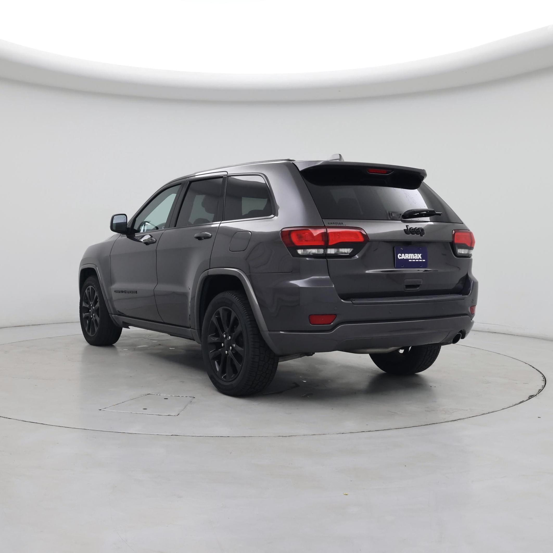 Thumbnail: 2019 Jeep Grand Cherokee - 2