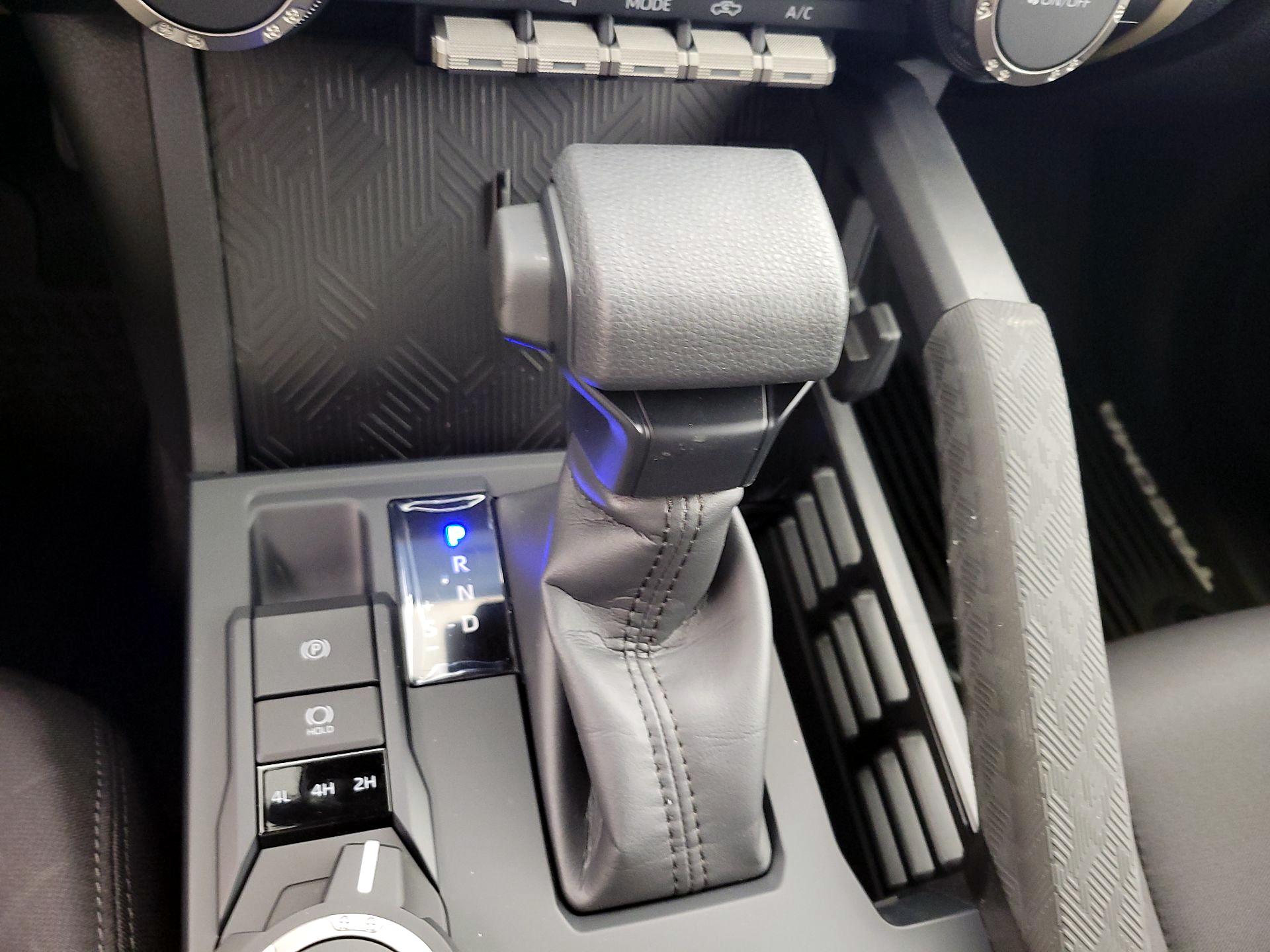 Thumbnail: 2025 Toyota Tacoma - 18