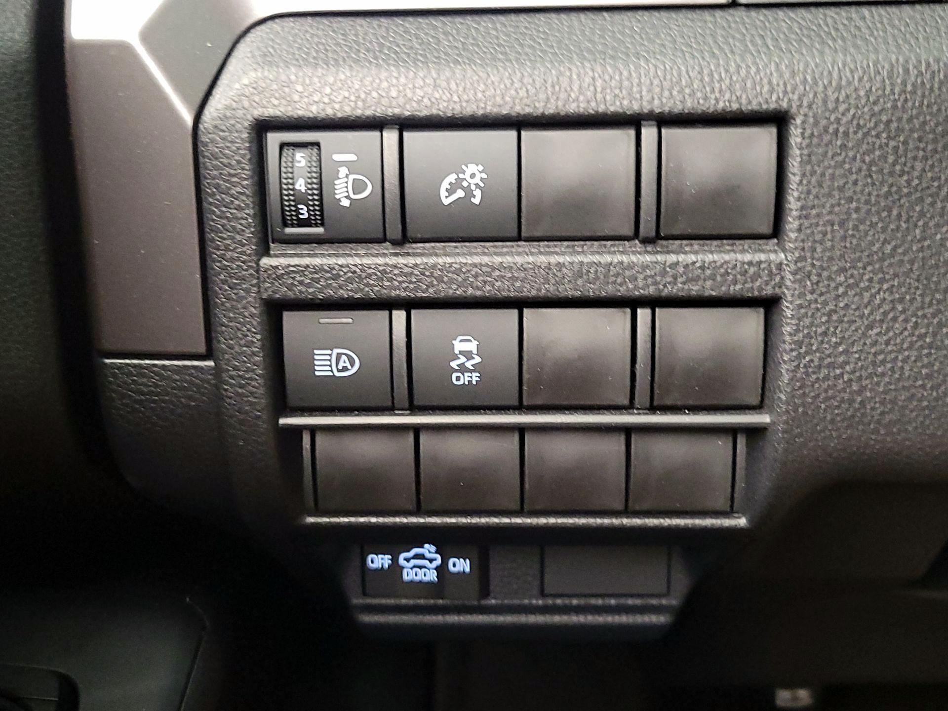 Thumbnail: 2025 Toyota Tacoma - 13