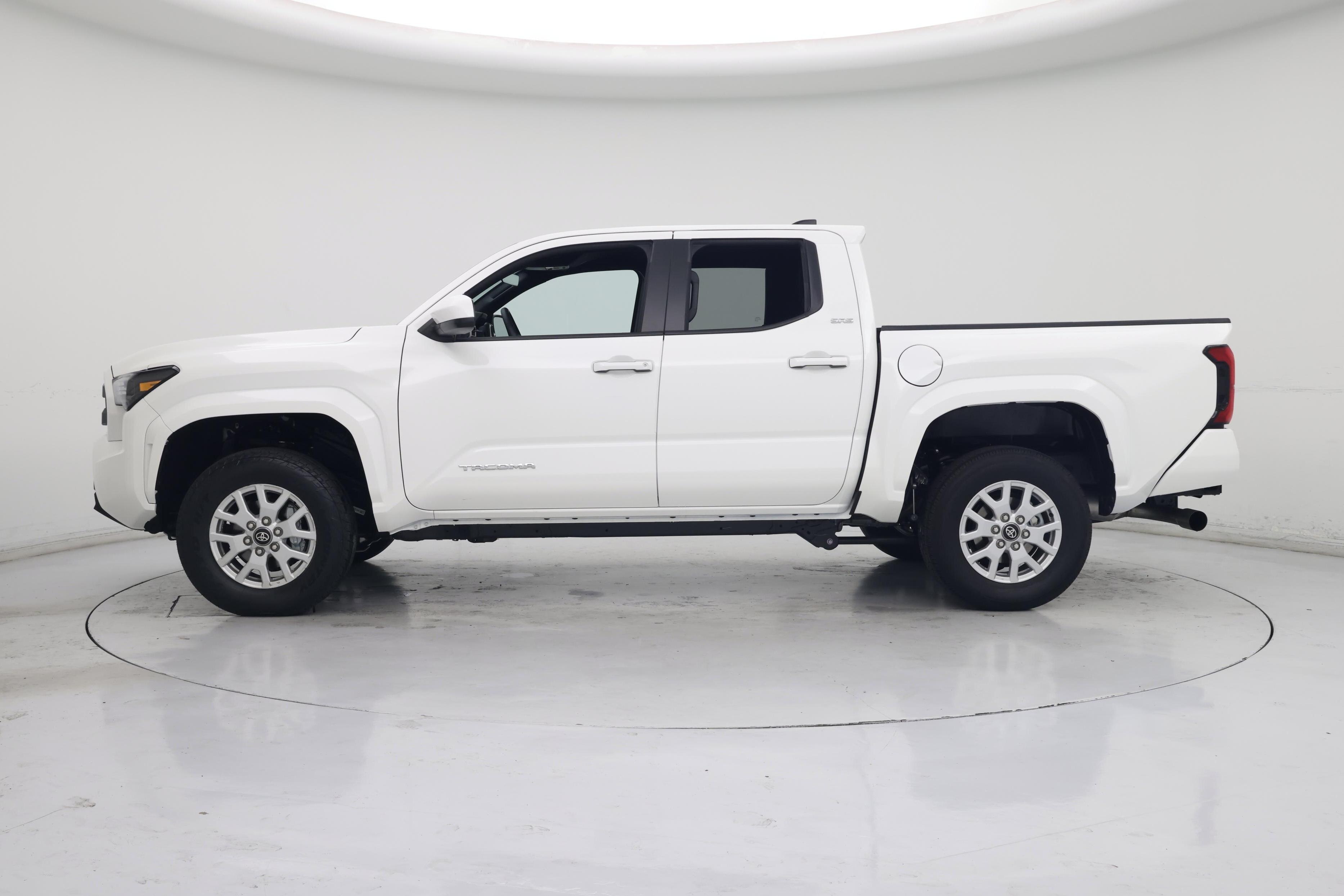 Thumbnail: 2025 Toyota Tacoma - 3