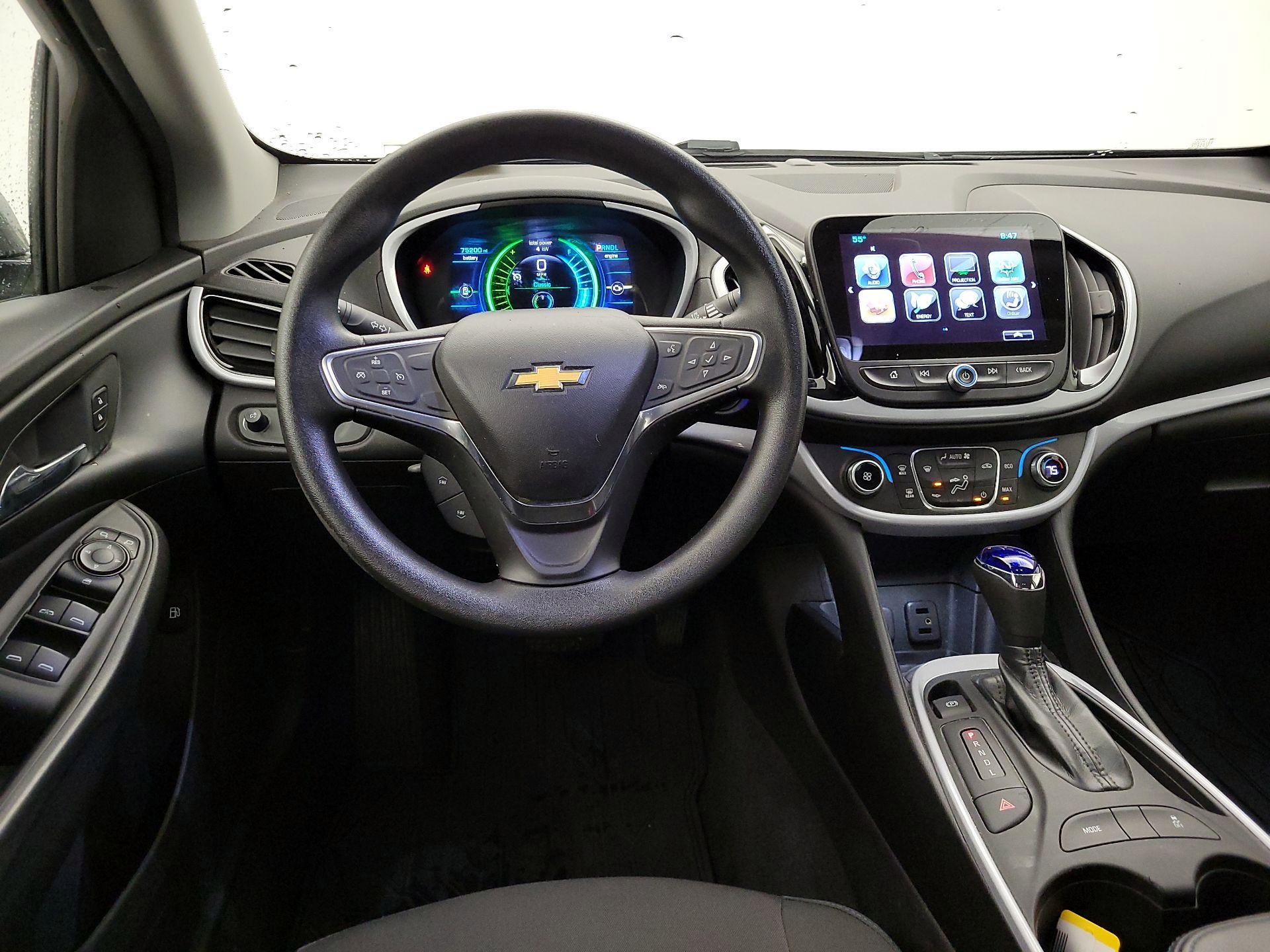 Thumbnail: 2018 Chevrolet Volt - 10