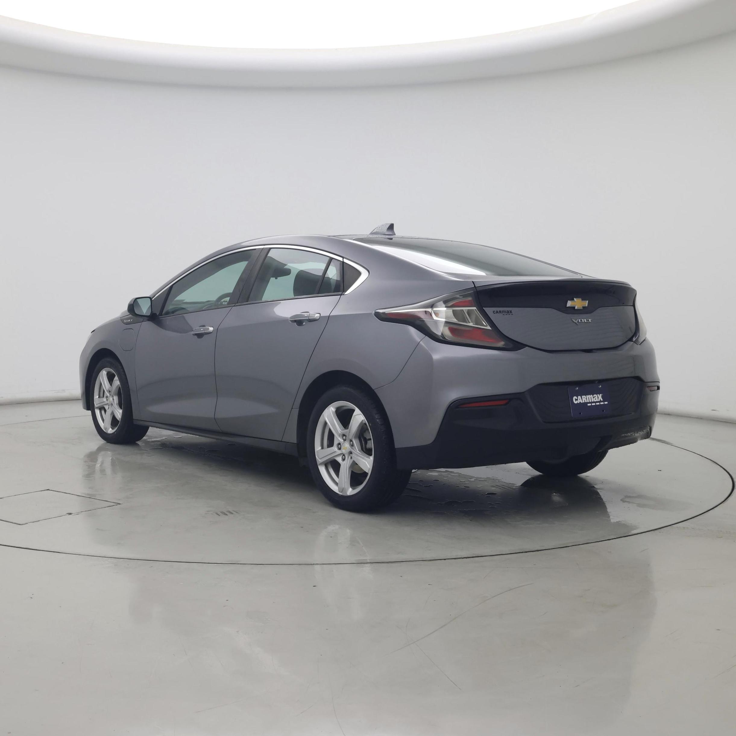 Thumbnail: 2018 Chevrolet Volt - 2
