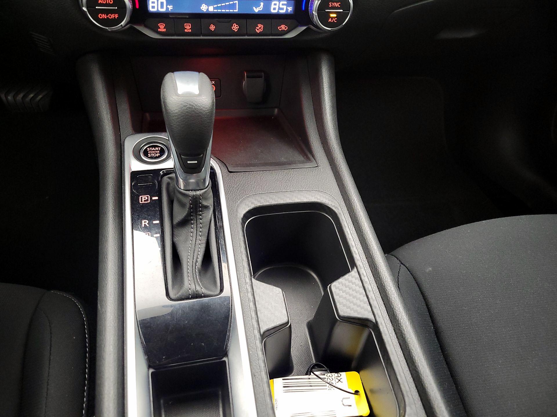 Thumbnail: 2023 Nissan Sentra - 17