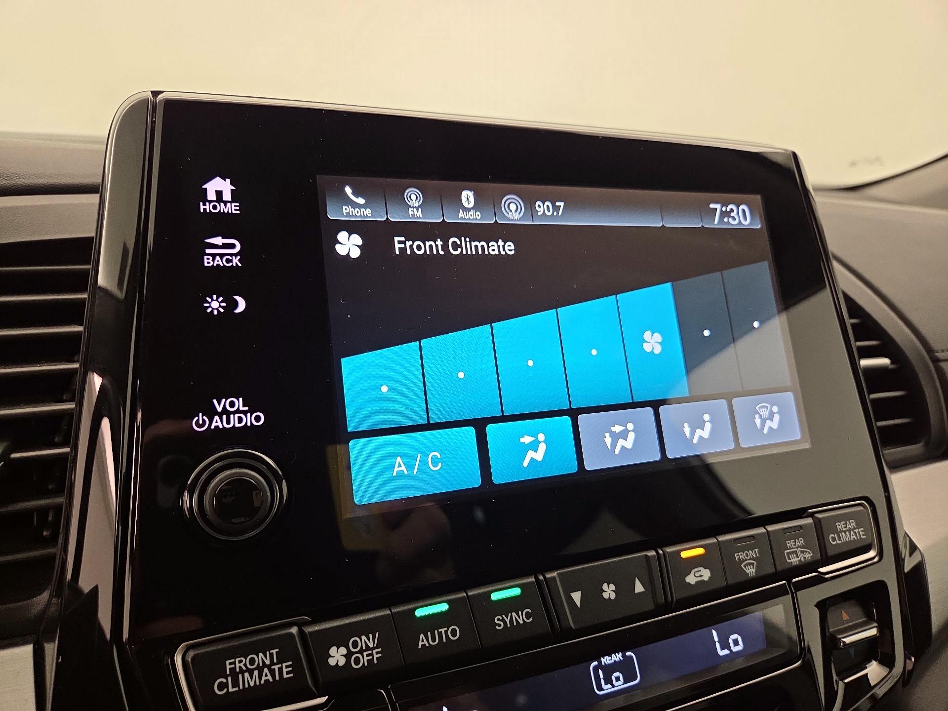 Thumbnail: 2024 Honda Odyssey - 16