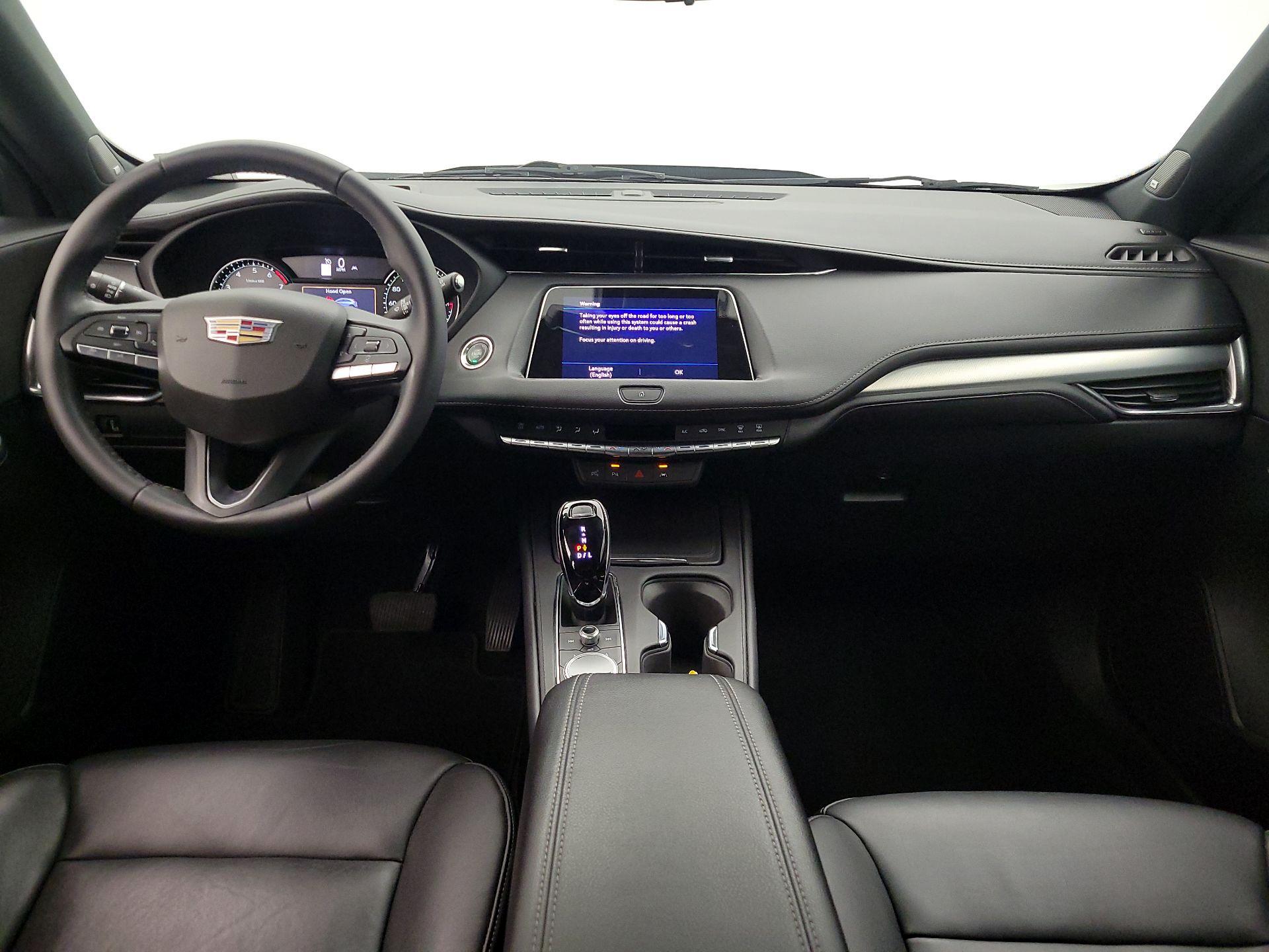 Thumbnail: 2022 Cadillac XT4 - 9