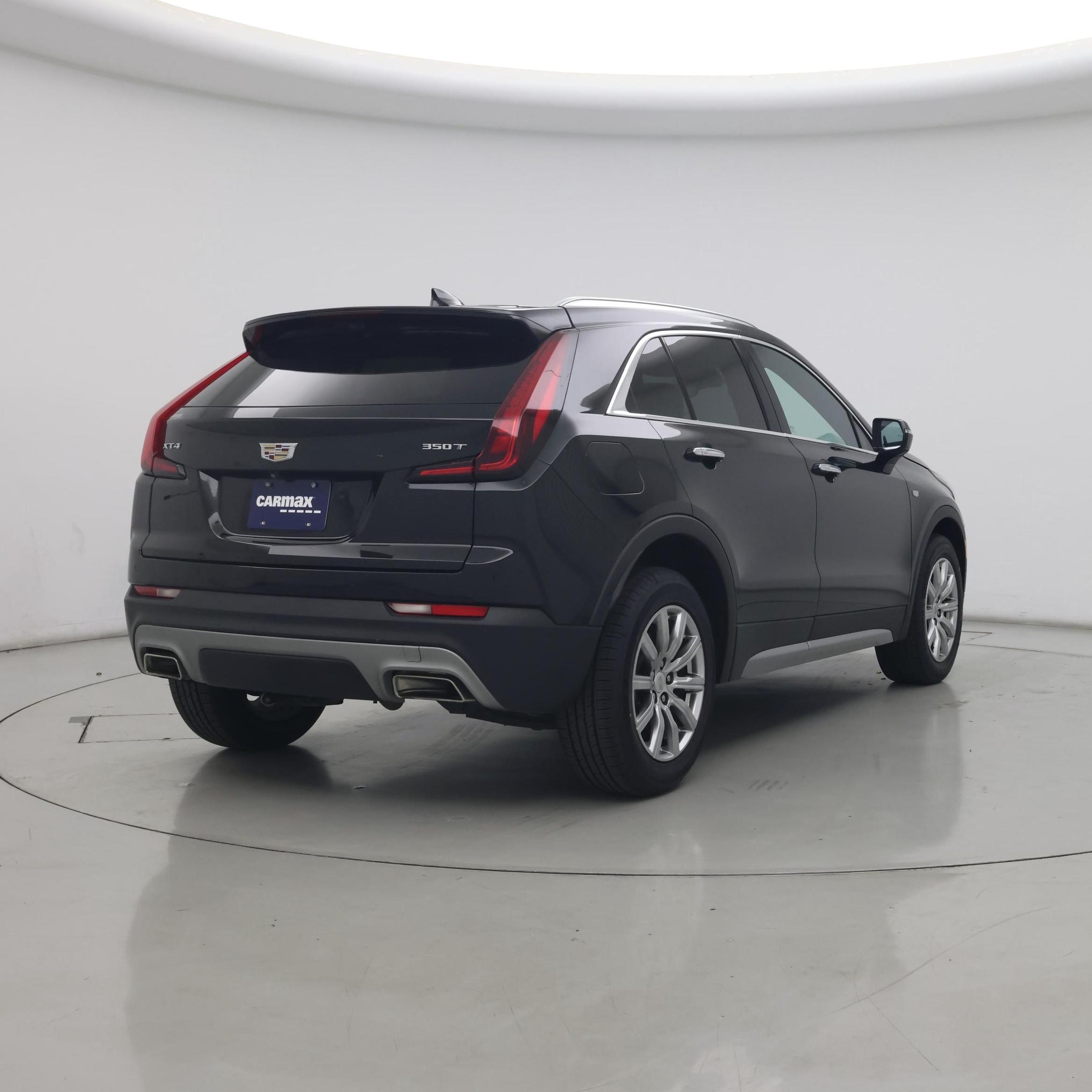 Thumbnail: 2022 Cadillac XT4 - 8