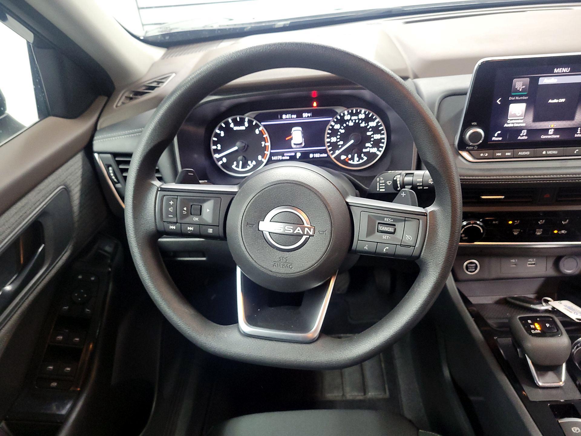 Thumbnail: 2023 Nissan Rogue - 10